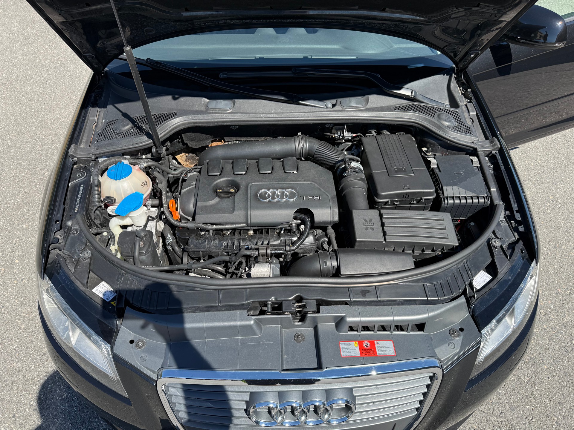 AUDI A3 Sportback 1.8 TFSI Attraction-image-10