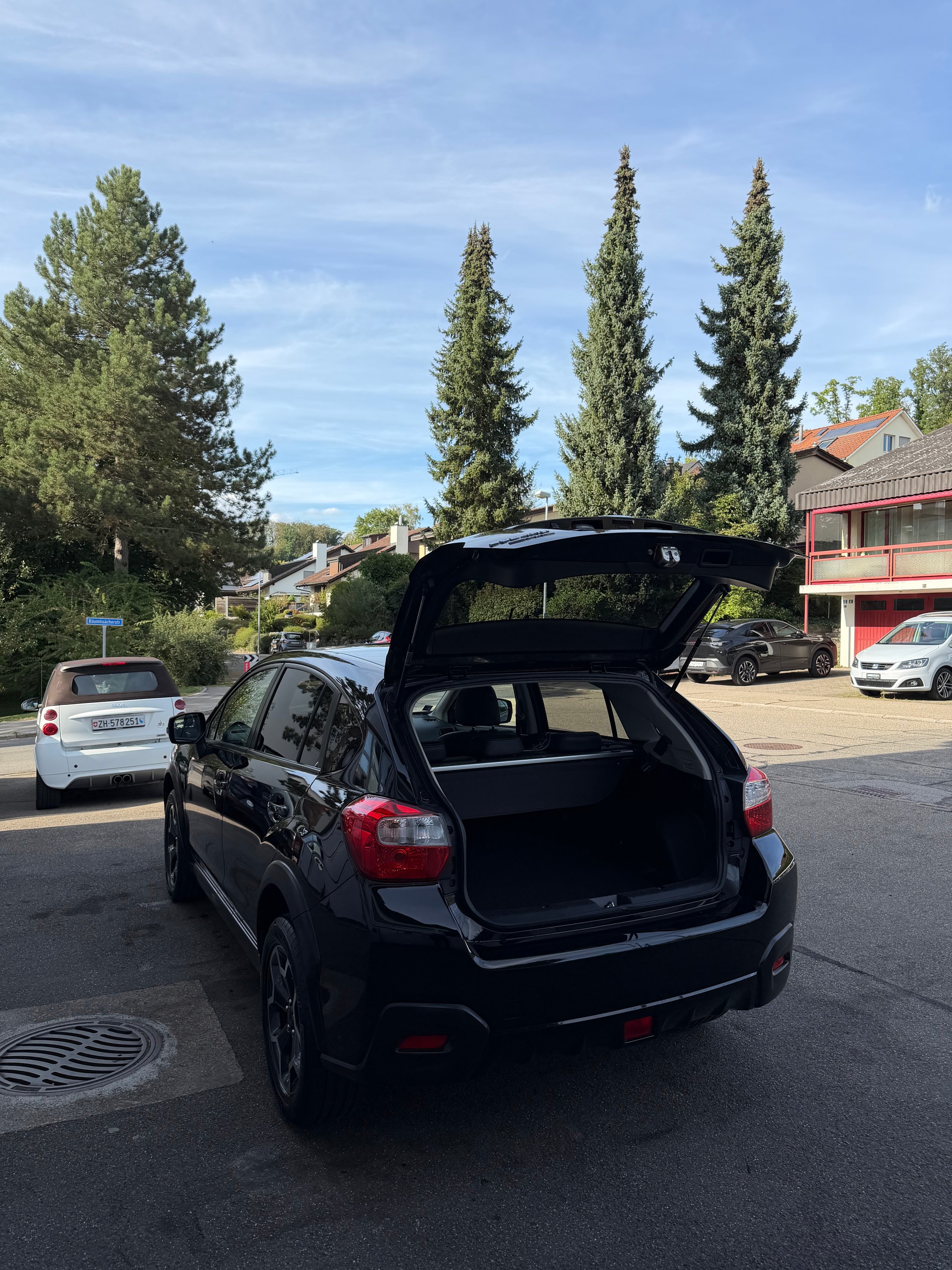 SUBARU XV 2.0 Swiss Three AWD CVT-image-11