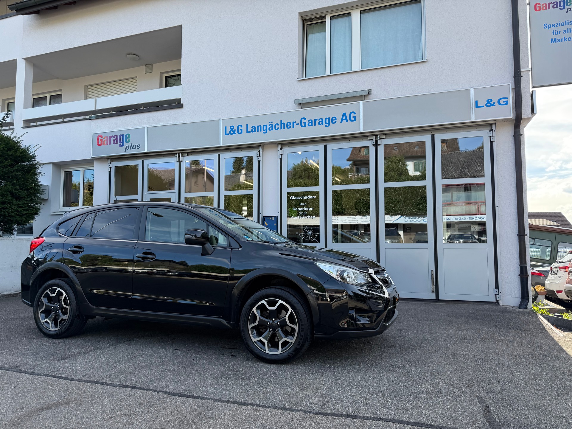 SUBARU XV 2.0 Swiss Three AWD CVT-image-1