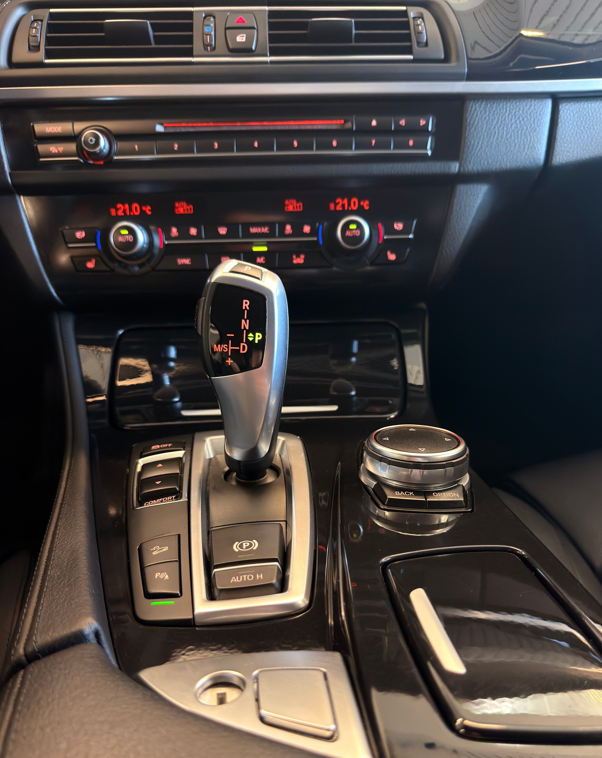 BMW 520d Touring xDrive Steptronic-image-11