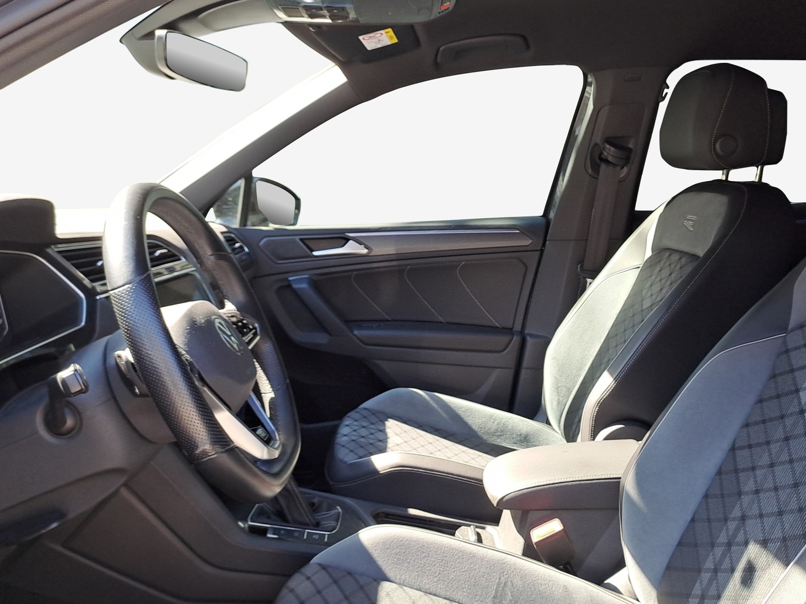 VW Tiguan 1.4TSI PHEV Selection DSG-image-8