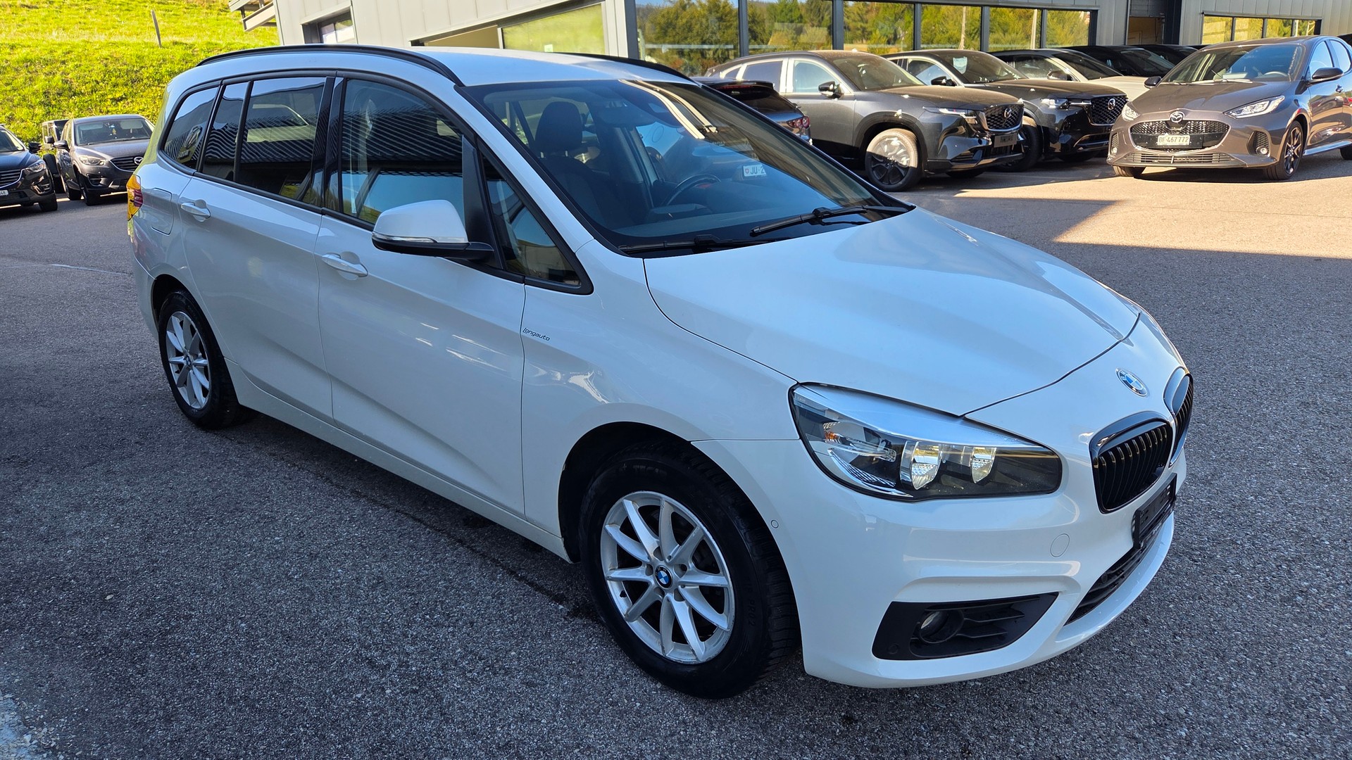 BMW 218d Gran Tourer-image-3