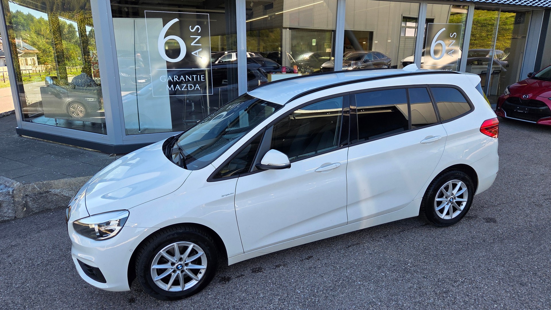 BMW 218d Gran Tourer-image-7