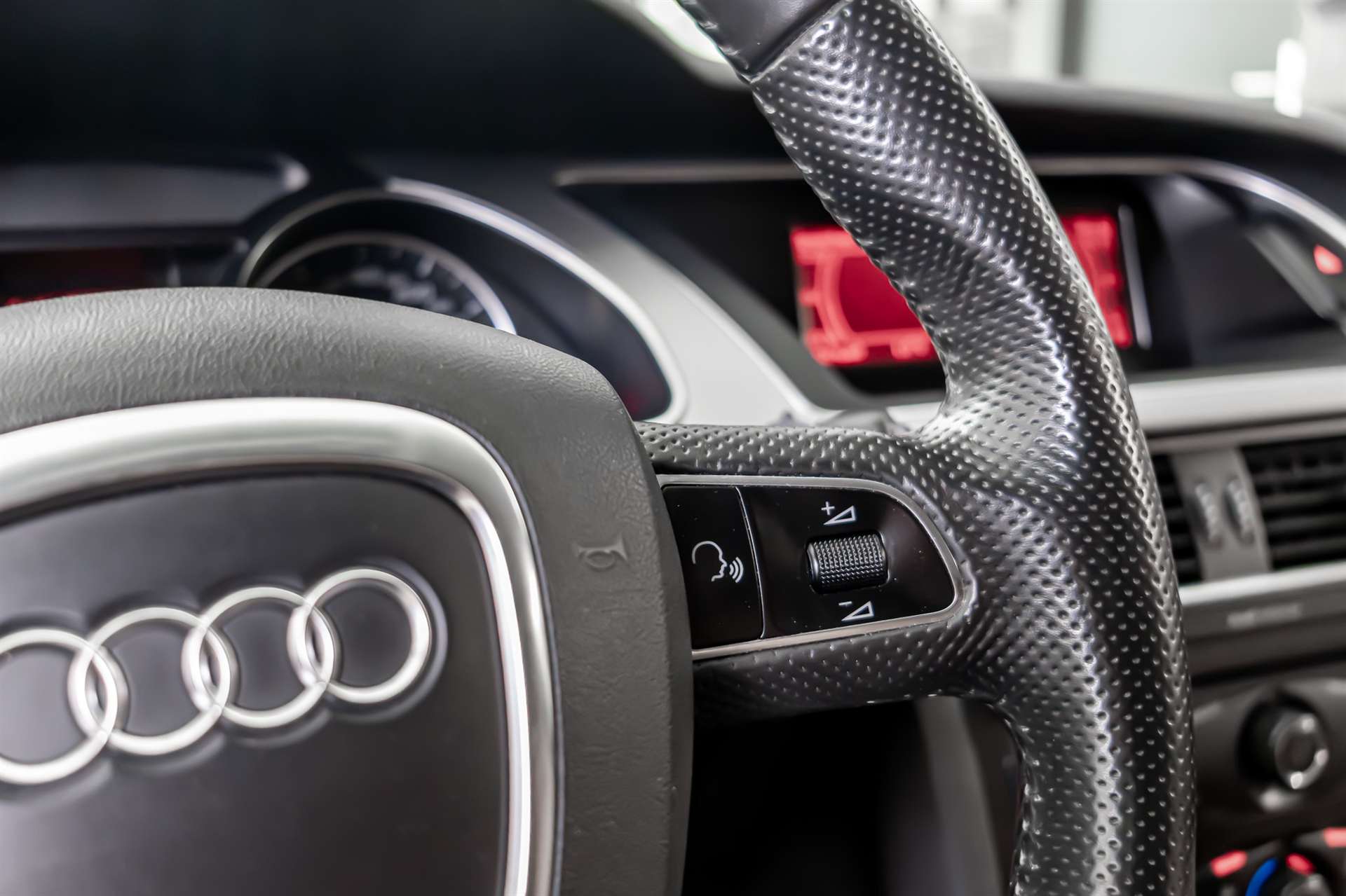 AUDI A5 Sportback 2.0 TFSI multitronic-image-9