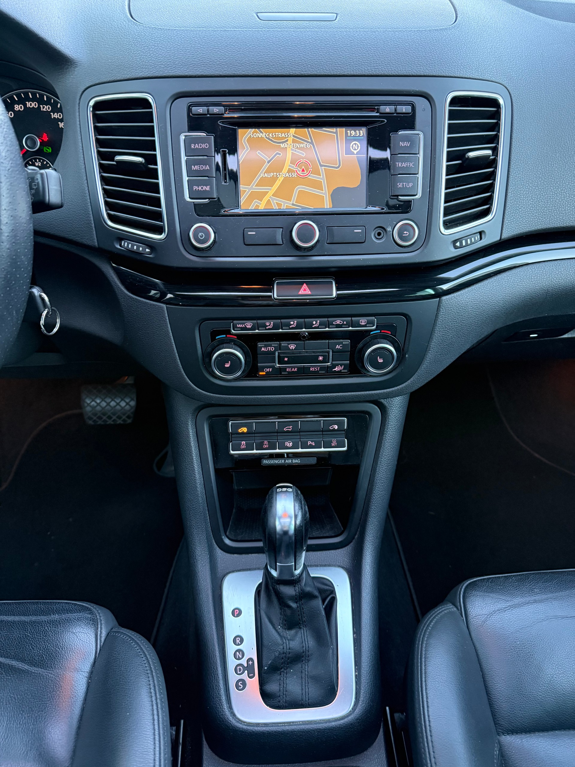 SEAT Alhambra 2.0 TDI Reference Eco DSG-image-7