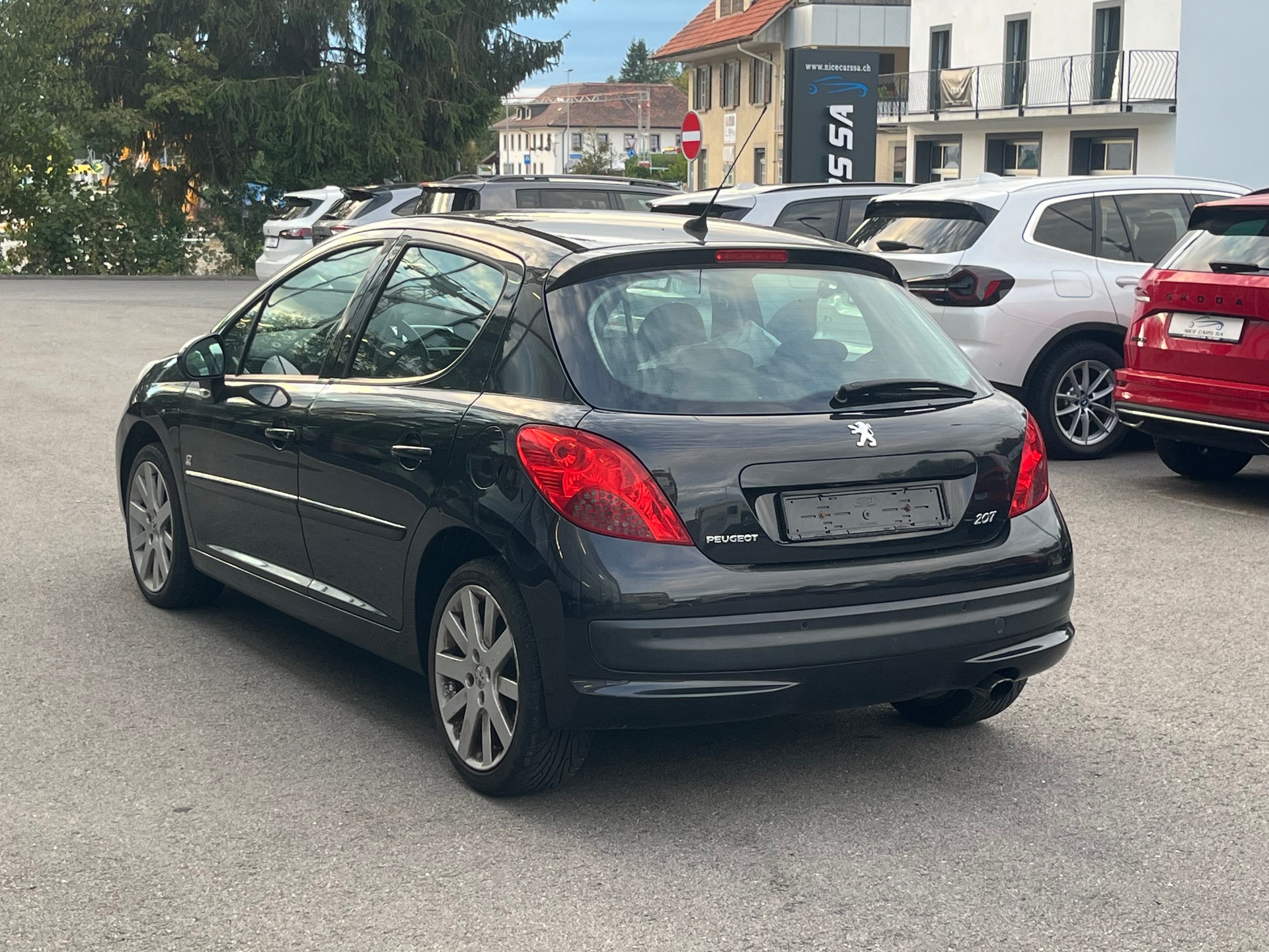 PEUGEOT 207 1.6 16V Turbo GT 150-image-2