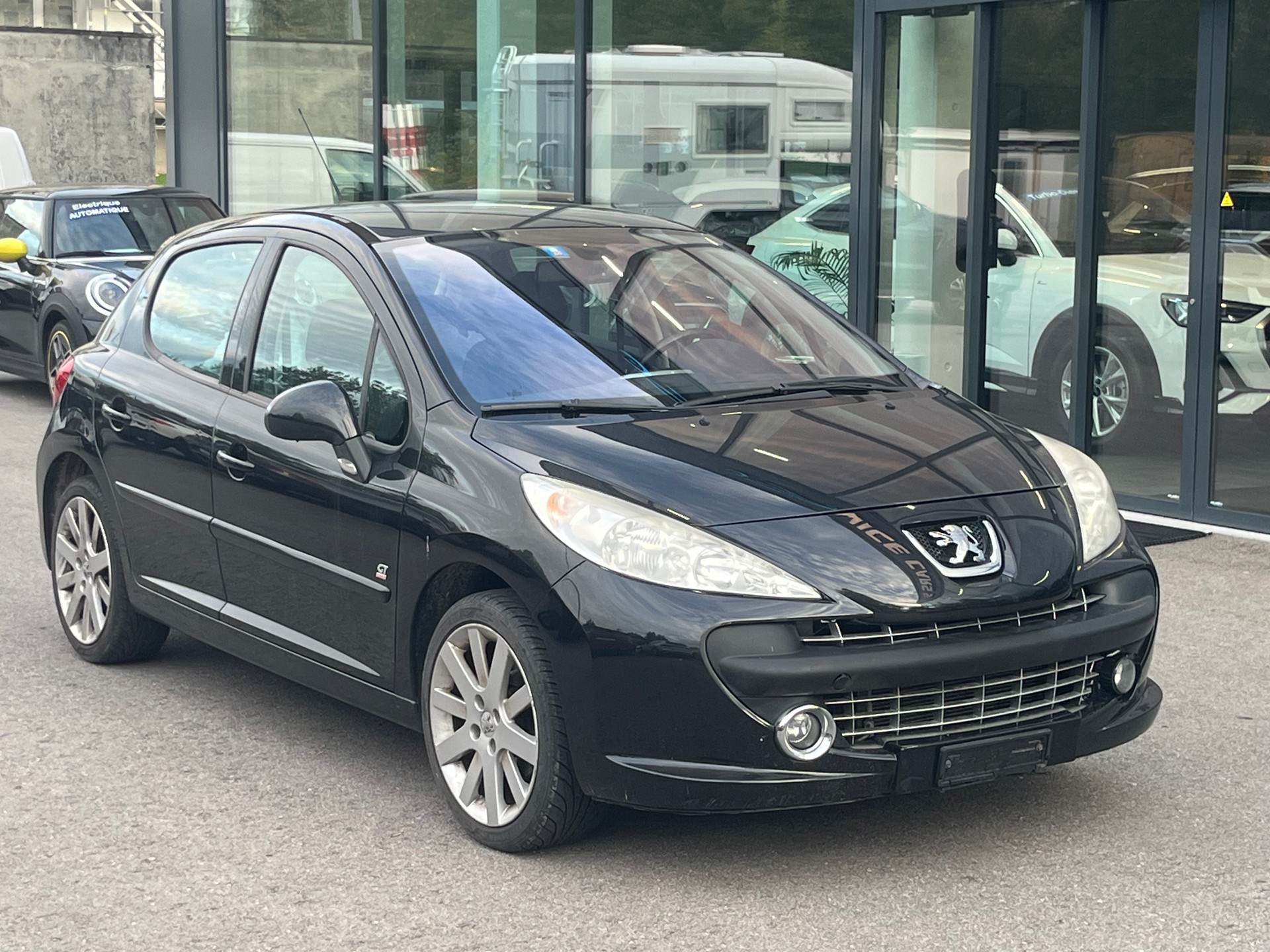 PEUGEOT 207 1.6 16V Turbo GT 150-image-1