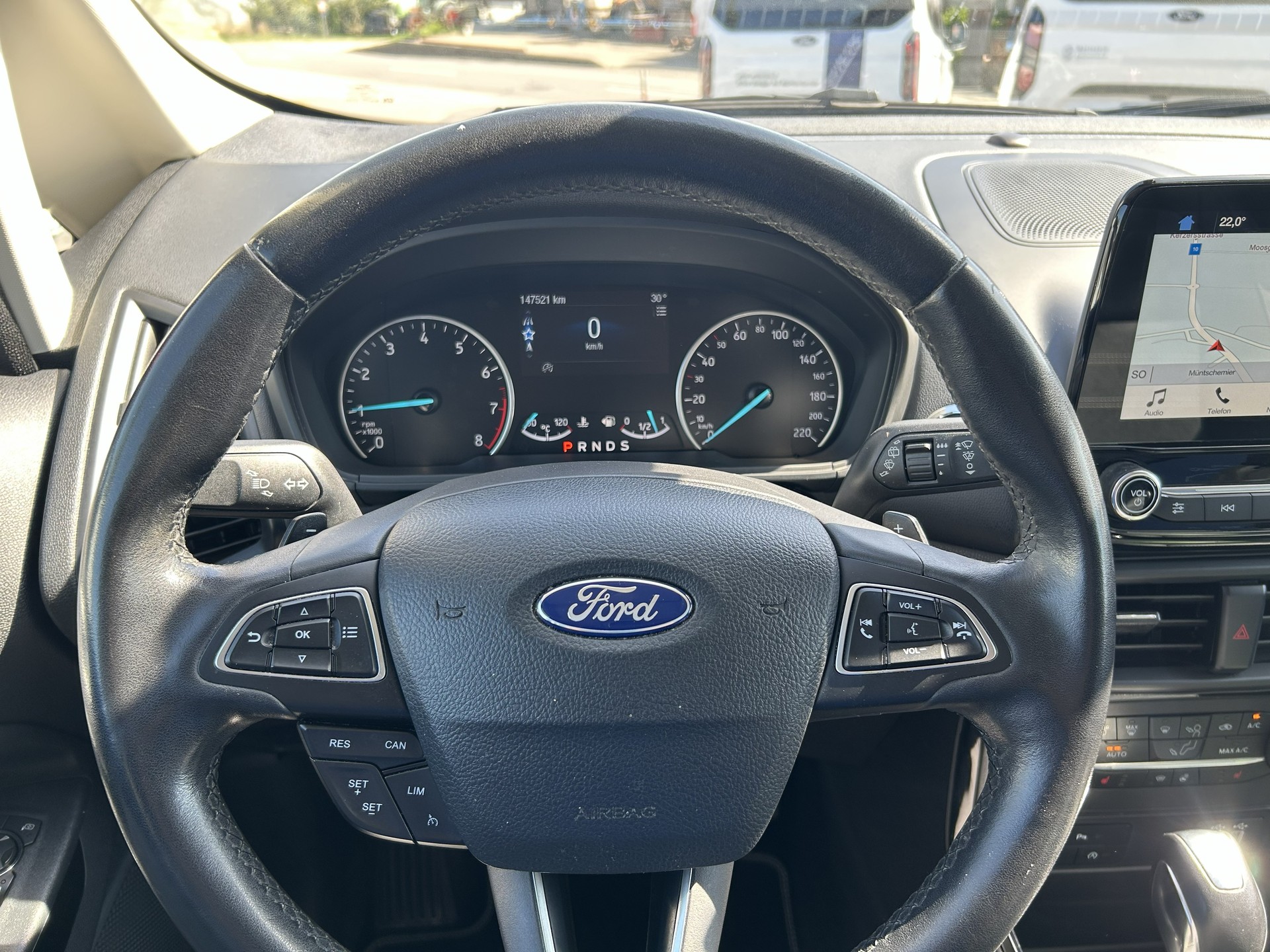 FORD EcoSport 1.0 SCTi Titanium Automat-image-7
