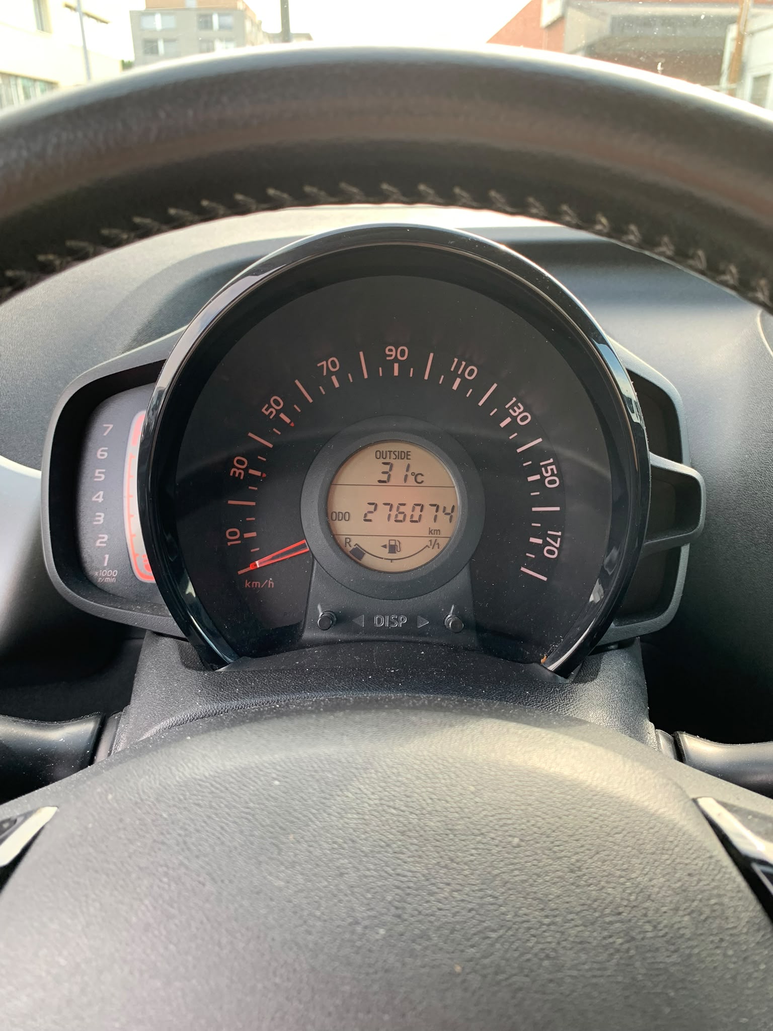 TOYOTA Aygo 1.0 VVT-i x (Klima * Radio CD * Multilenkrad * 8 Fachbereift * MFK 01.2026 * BO5)-image-8