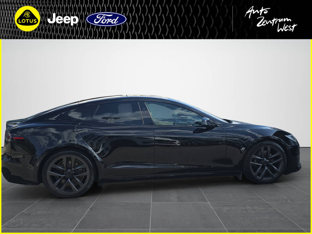 TESLA Model S-image-5