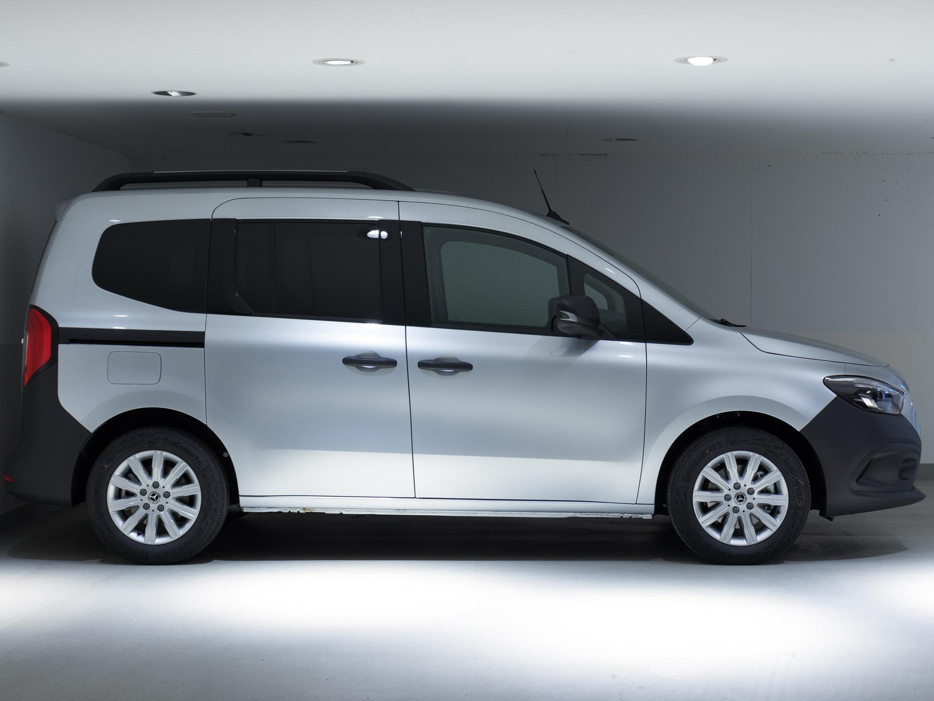MERCEDES-BENZ Citan 112 CDI Tourer BASE S-image-1
