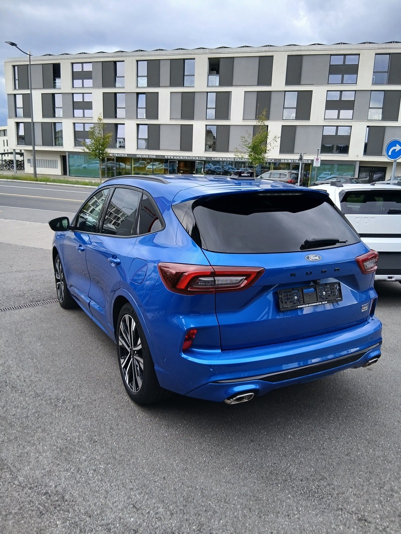 FORD Kuga 2.5 FHEV ST-Line FWD-image-3
