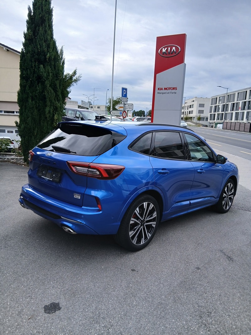 FORD Kuga 2.5 FHEV ST-Line FWD-image-2
