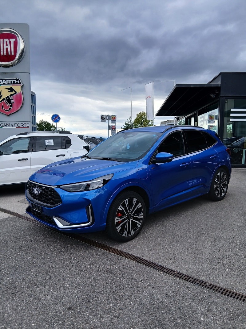 FORD Kuga 2.5 FHEV ST-Line FWD