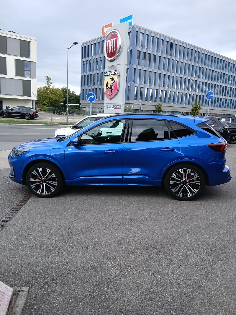 FORD Kuga 2.5 FHEV ST-Line FWD-image-4