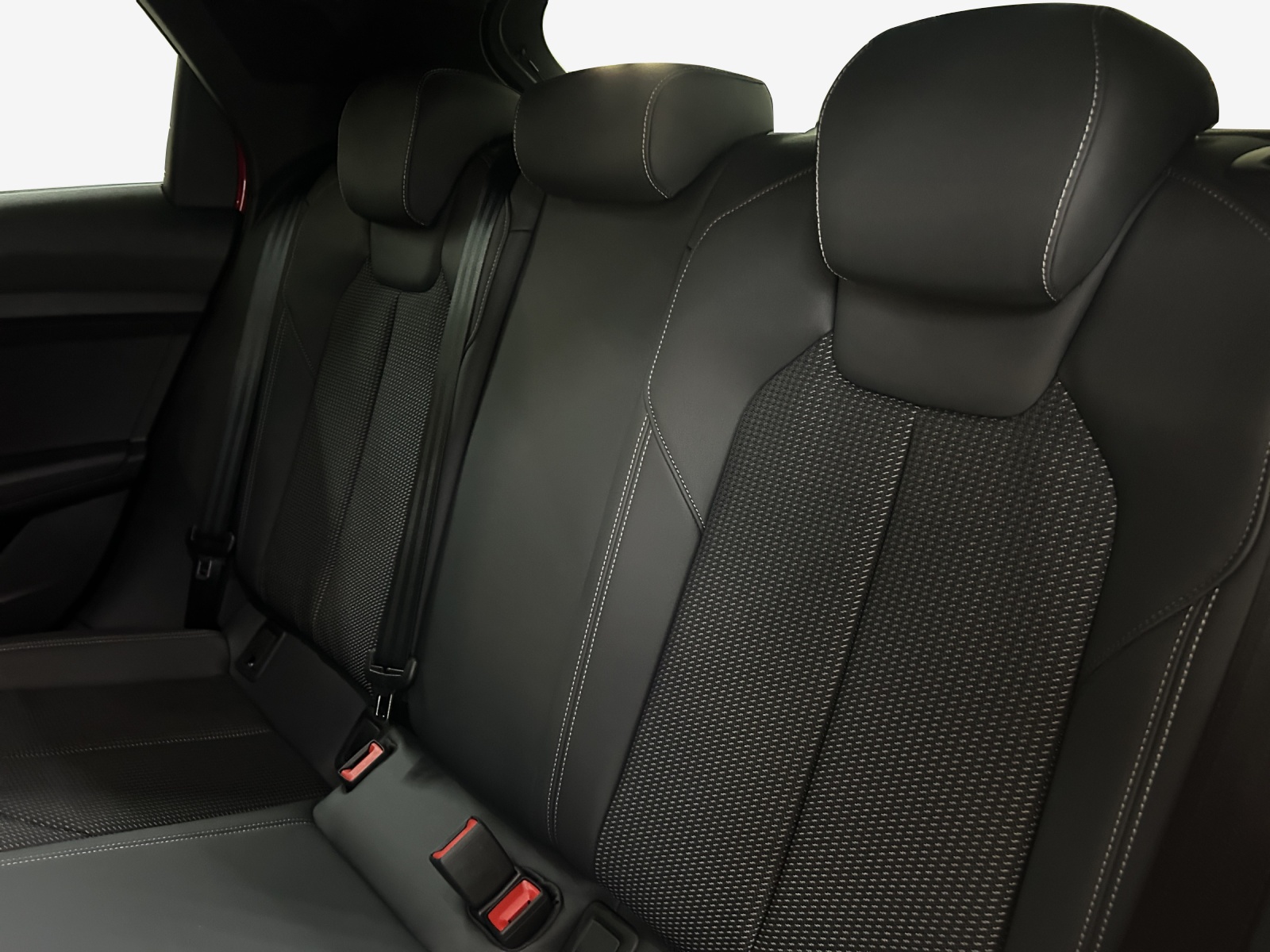 AUDI A1 allstreet 30 TFSI Attraction S-tronic-image-11