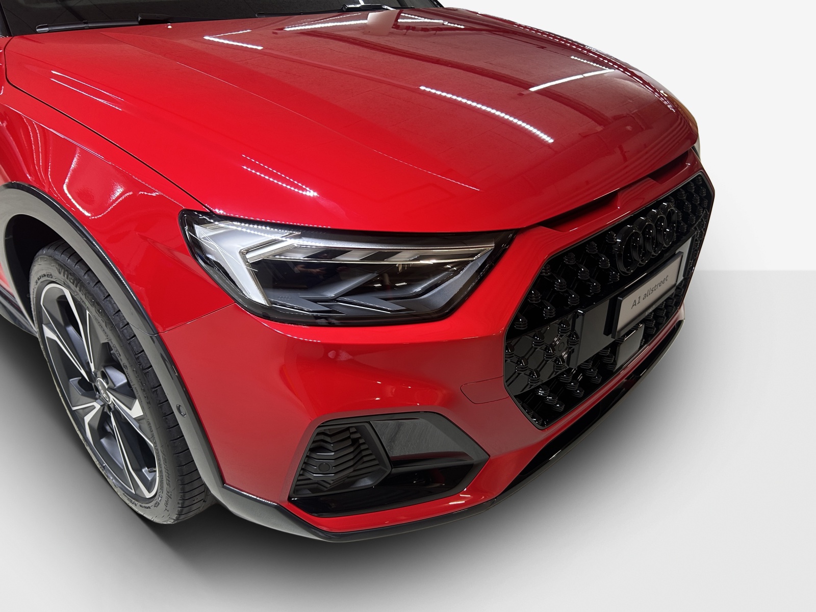 AUDI A1 allstreet 30 TFSI Attraction S-tronic-image-15