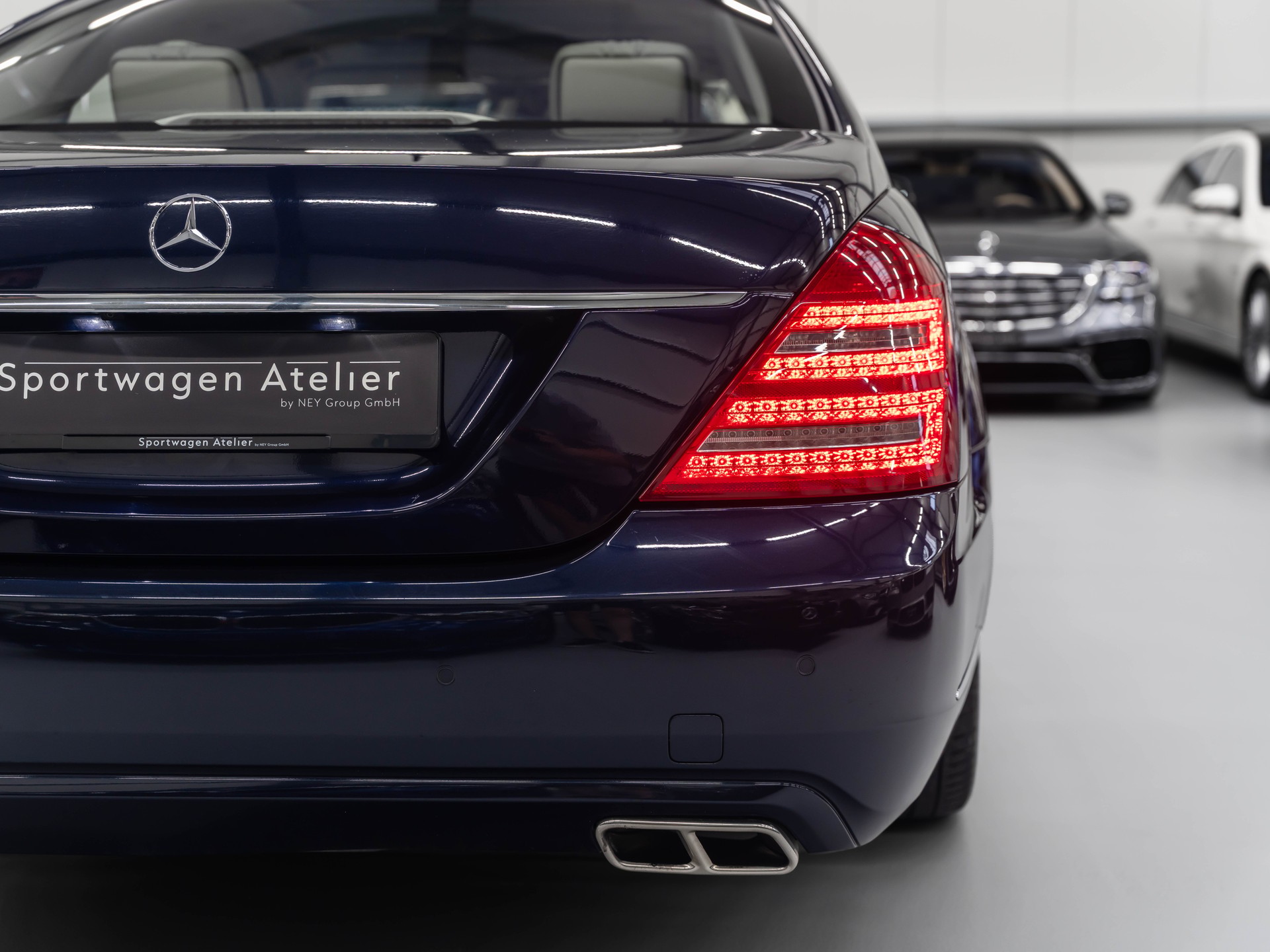 MERCEDES-BENZ S 500 L BlueEfficiency SS 4Matic 7G-Tronic-image-16