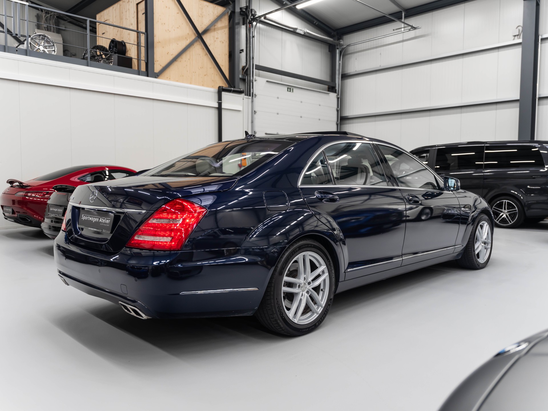 MERCEDES-BENZ S 500 L BlueEfficiency SS 4Matic 7G-Tronic-image-3