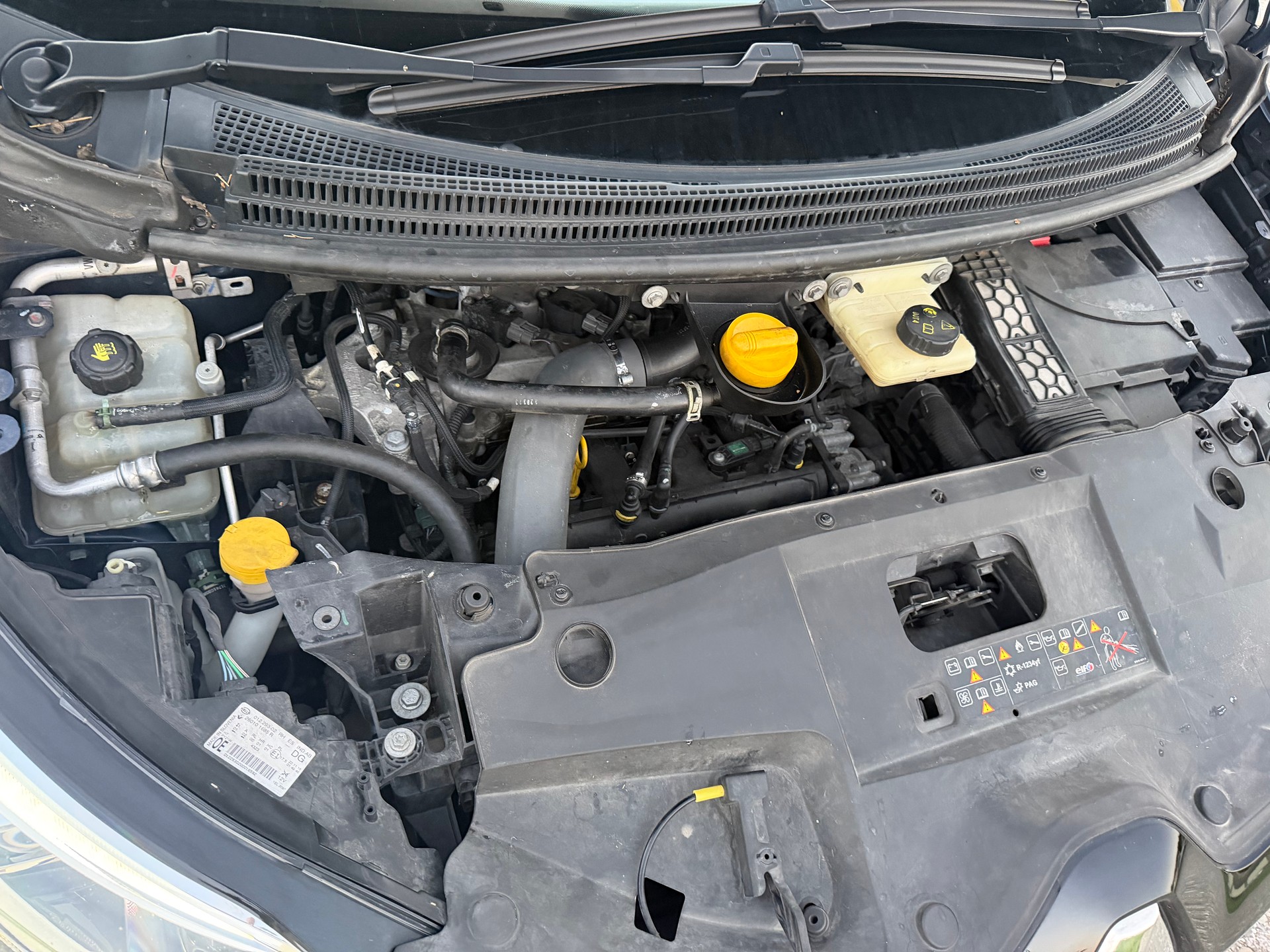 RENAULT Scénic 1.2 16V Turbo Initiale Paris-image-14