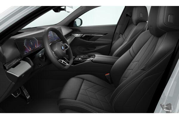 BMW 520d M Sport Touring xDrive G61 (CH) AHK 2.0T📍** Action de leasing dès 1.9% **-image-2