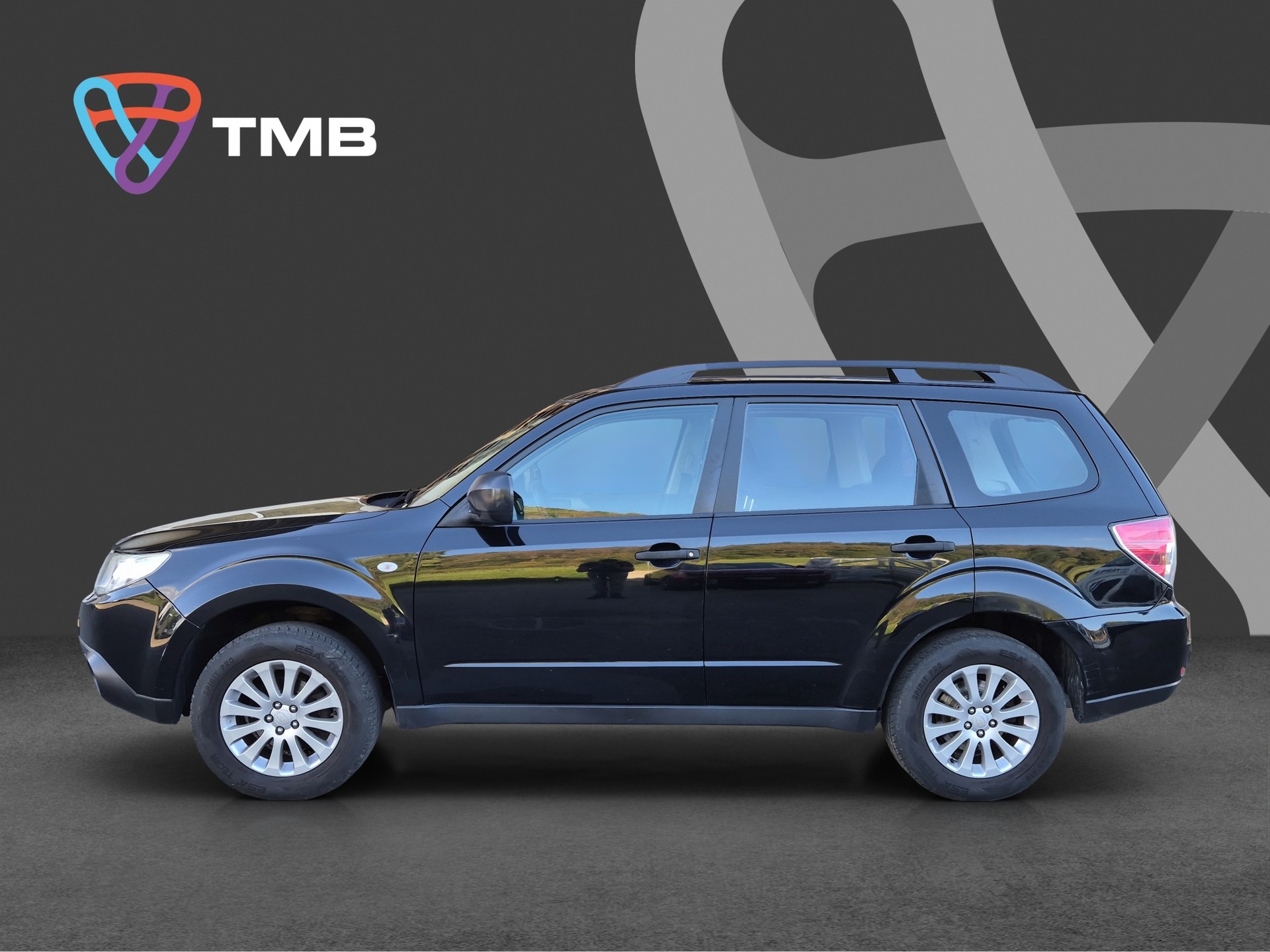 SUBARU Forester 2.0XS Comfort manuelles Getriebe mit Untersetzung und Anhängerkupplung 2000kg-image-1