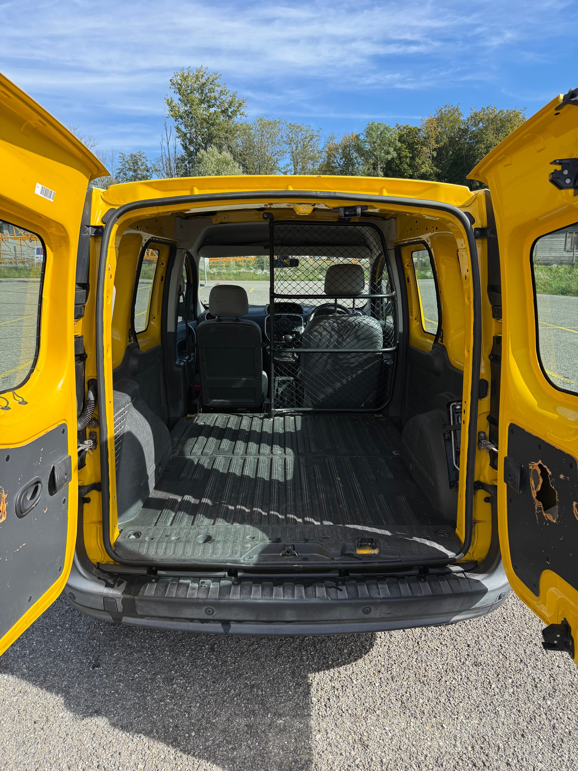 RENAULT Kangoo Medium 1.6 105 Business A-image-5