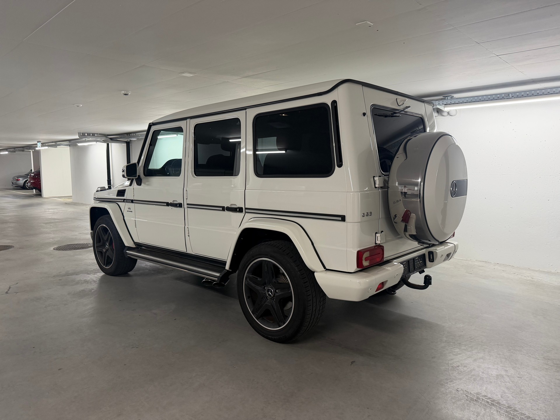 MERCEDES-BENZ G 63 AMG-image-5