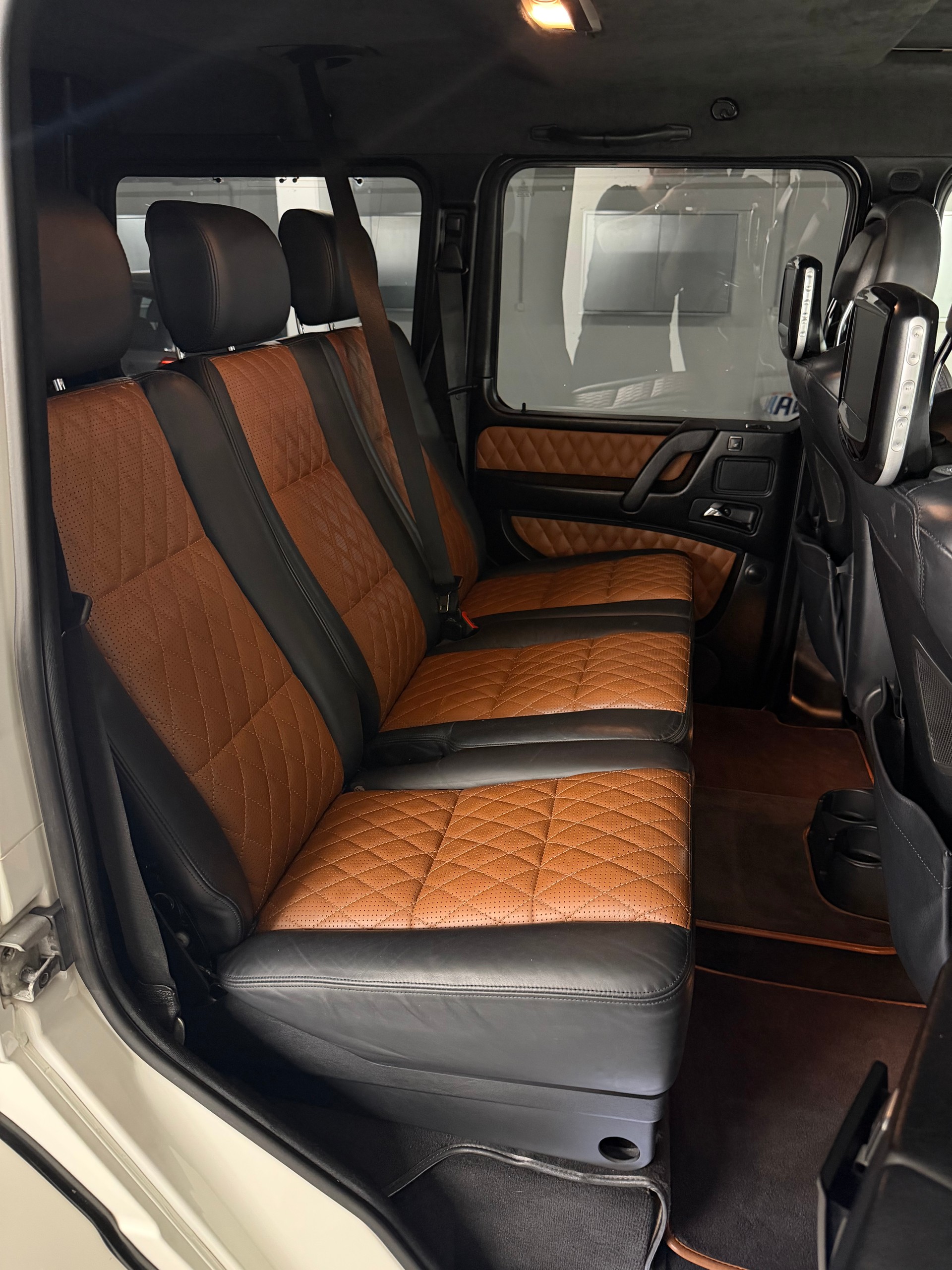 MERCEDES-BENZ G 63 AMG-image-19