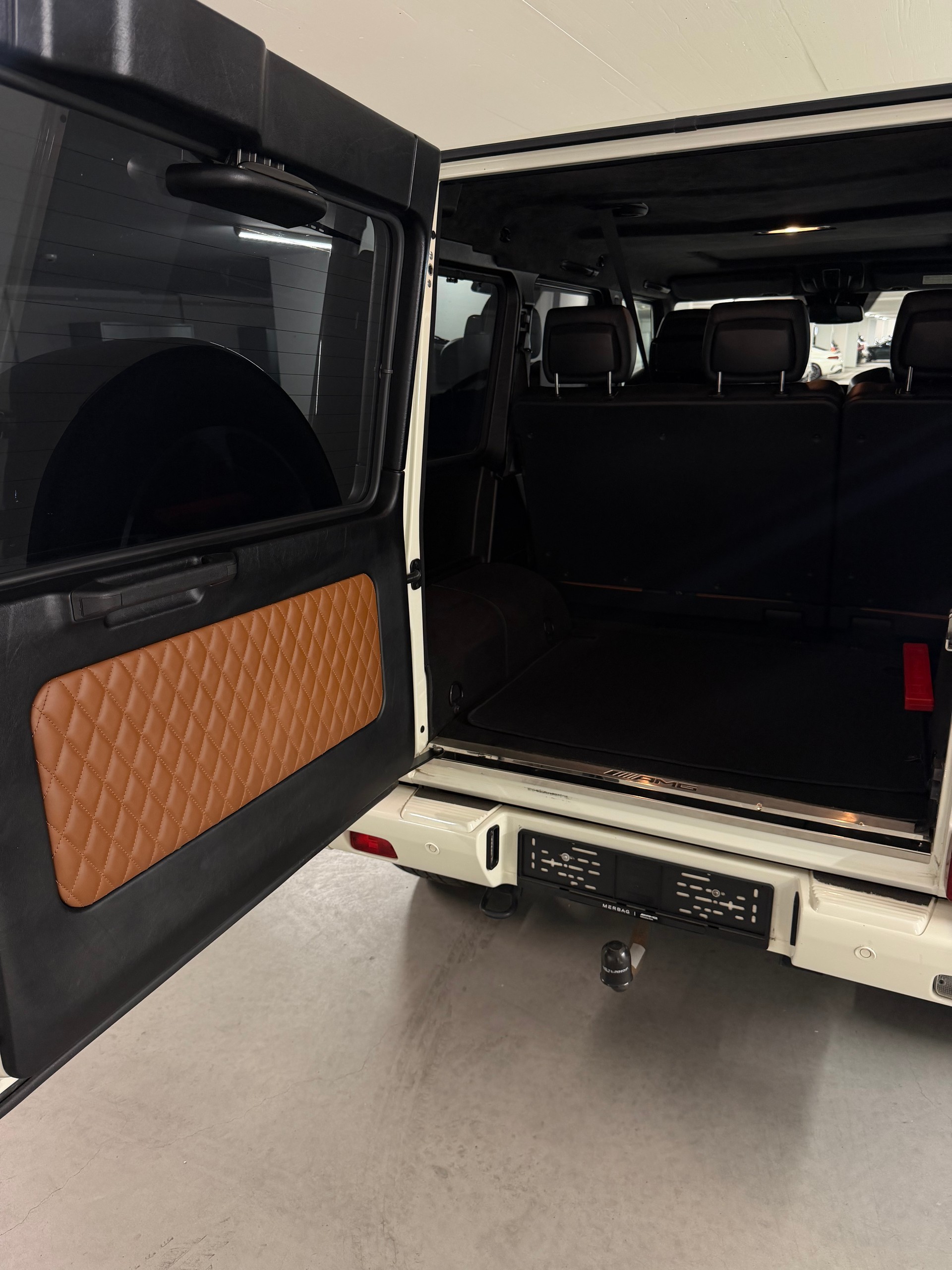 MERCEDES-BENZ G 63 AMG-image-17