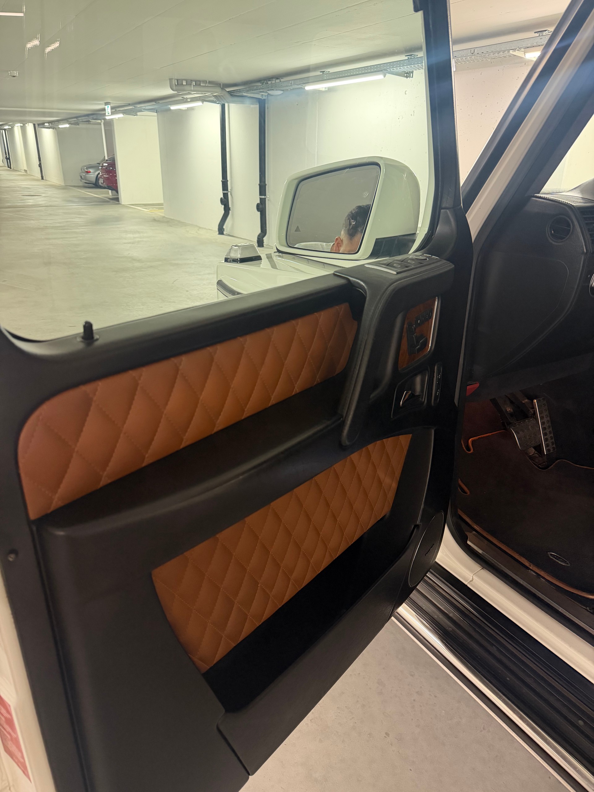 MERCEDES-BENZ G 63 AMG-image-11