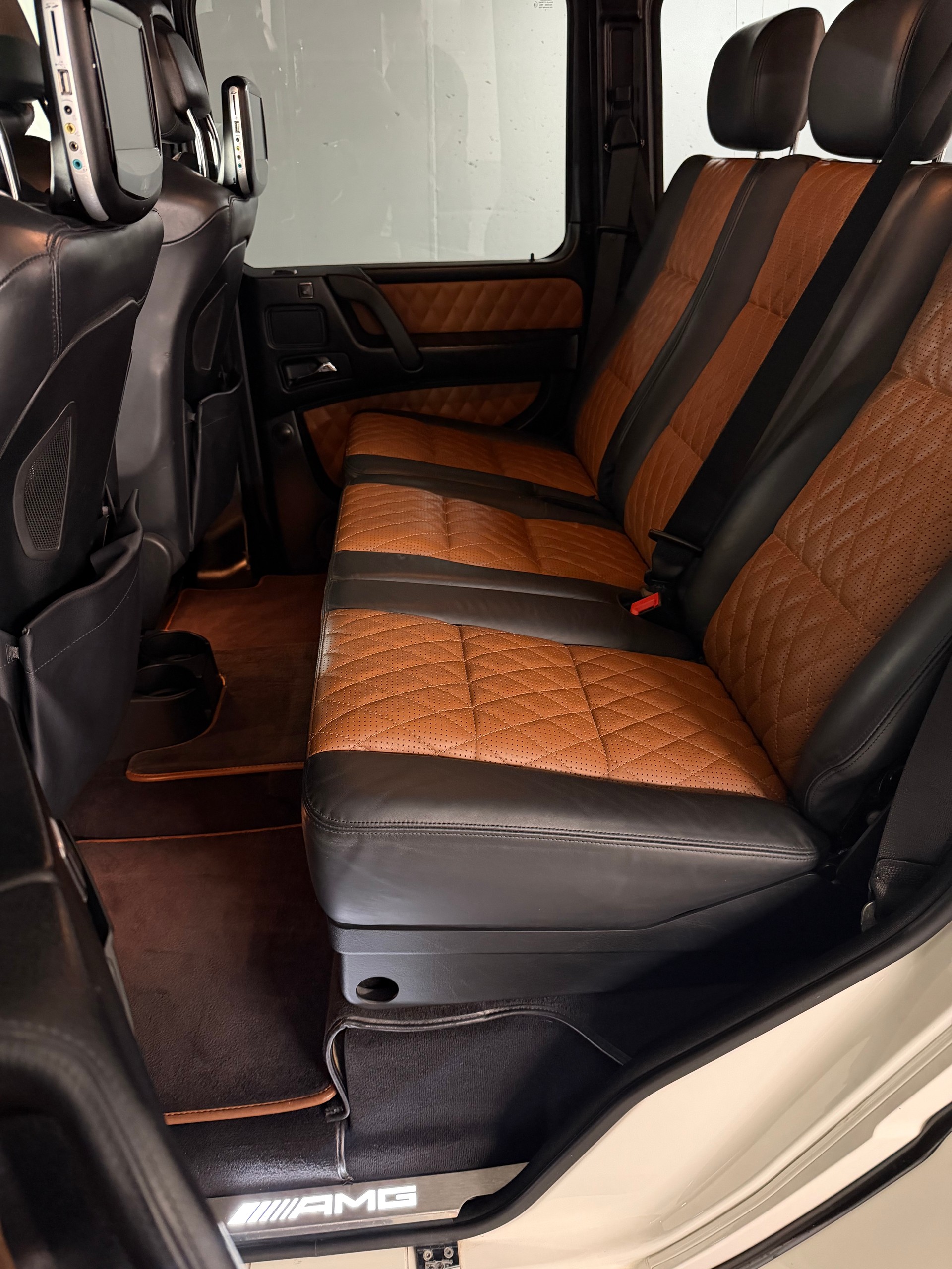 MERCEDES-BENZ G 63 AMG-image-15