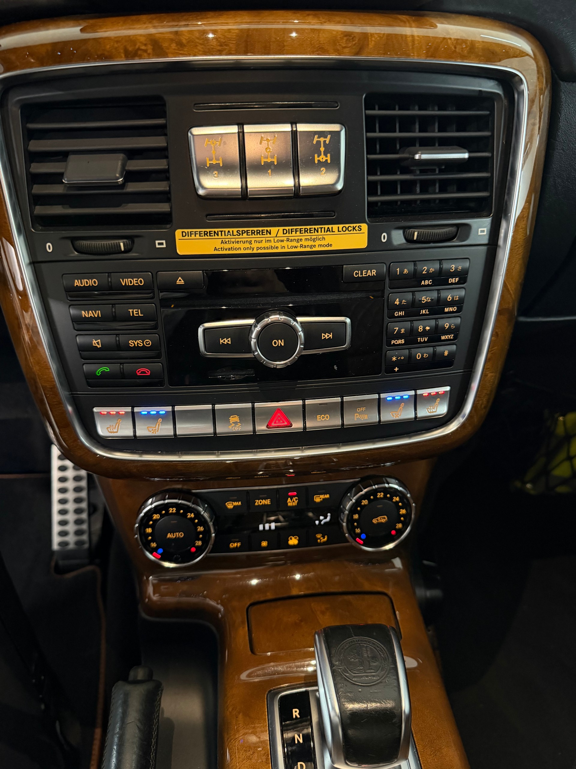 MERCEDES-BENZ G 63 AMG-image-22