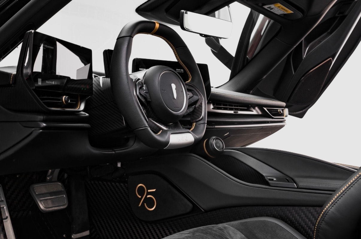 PININFARINA BATTISTA Anniversario 95-image-4