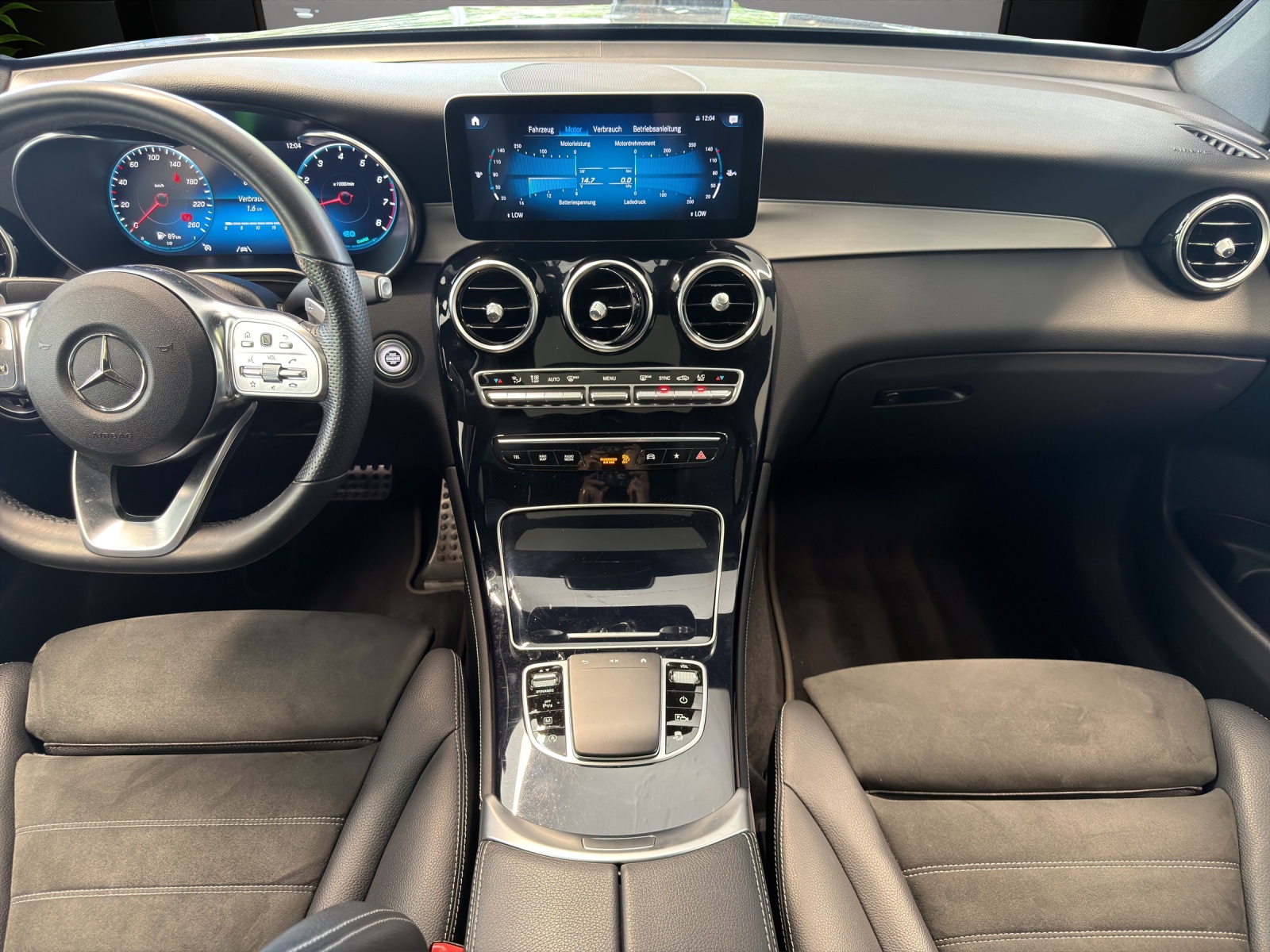 MERCEDES-BENZ GLC Coupé 300 AMG Line 4M-image-8
