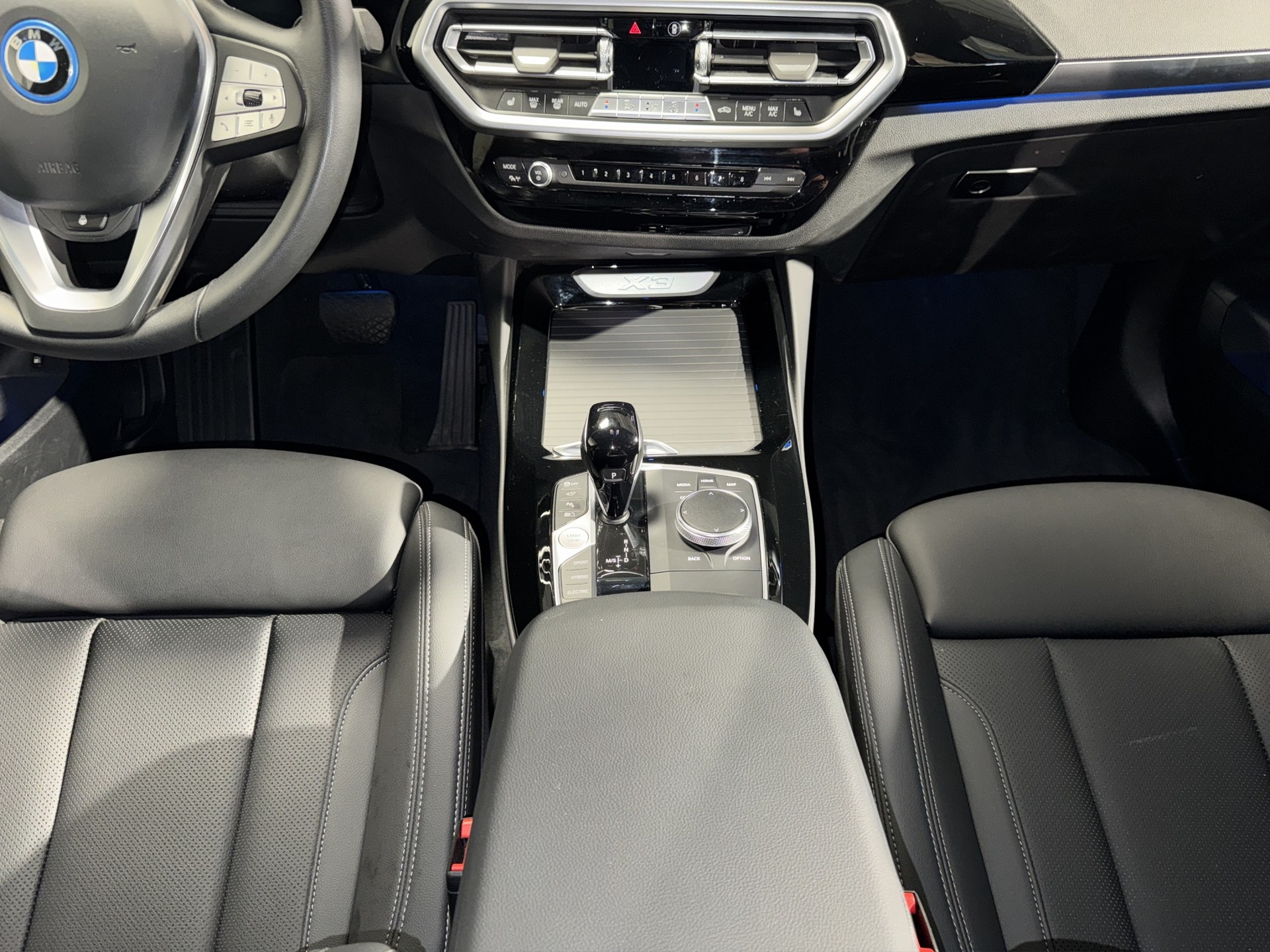 BMW X3 30e xDrive-image-19