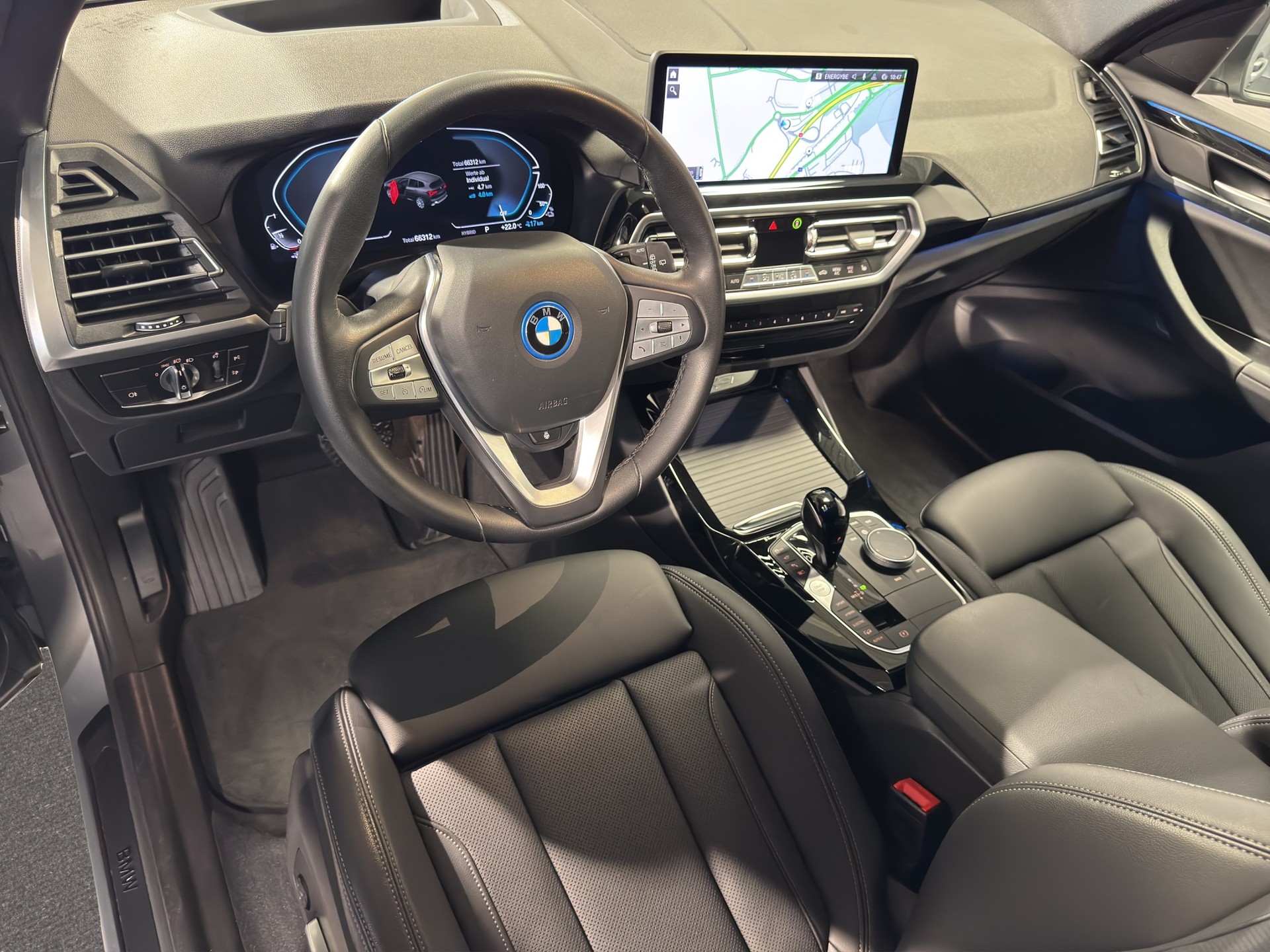 BMW X3 30e xDrive-image-8