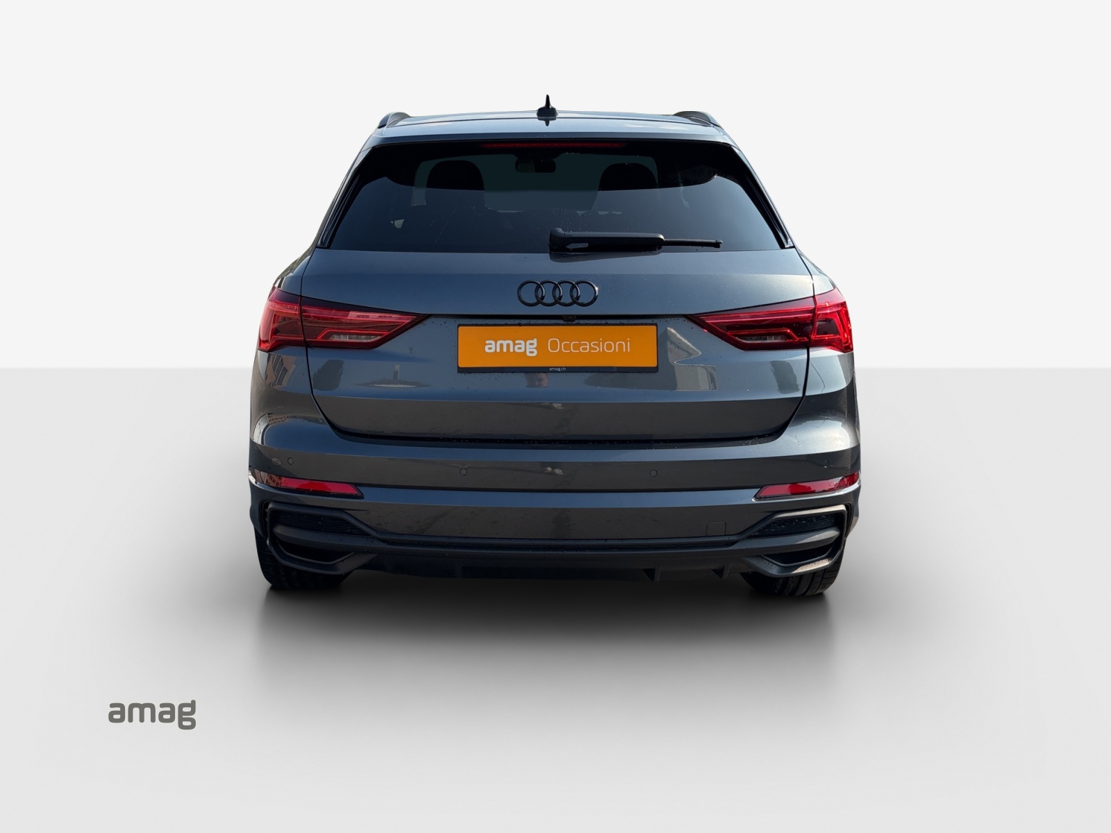 AUDI Q3 45 TFSI e S line S-tronic-image-3