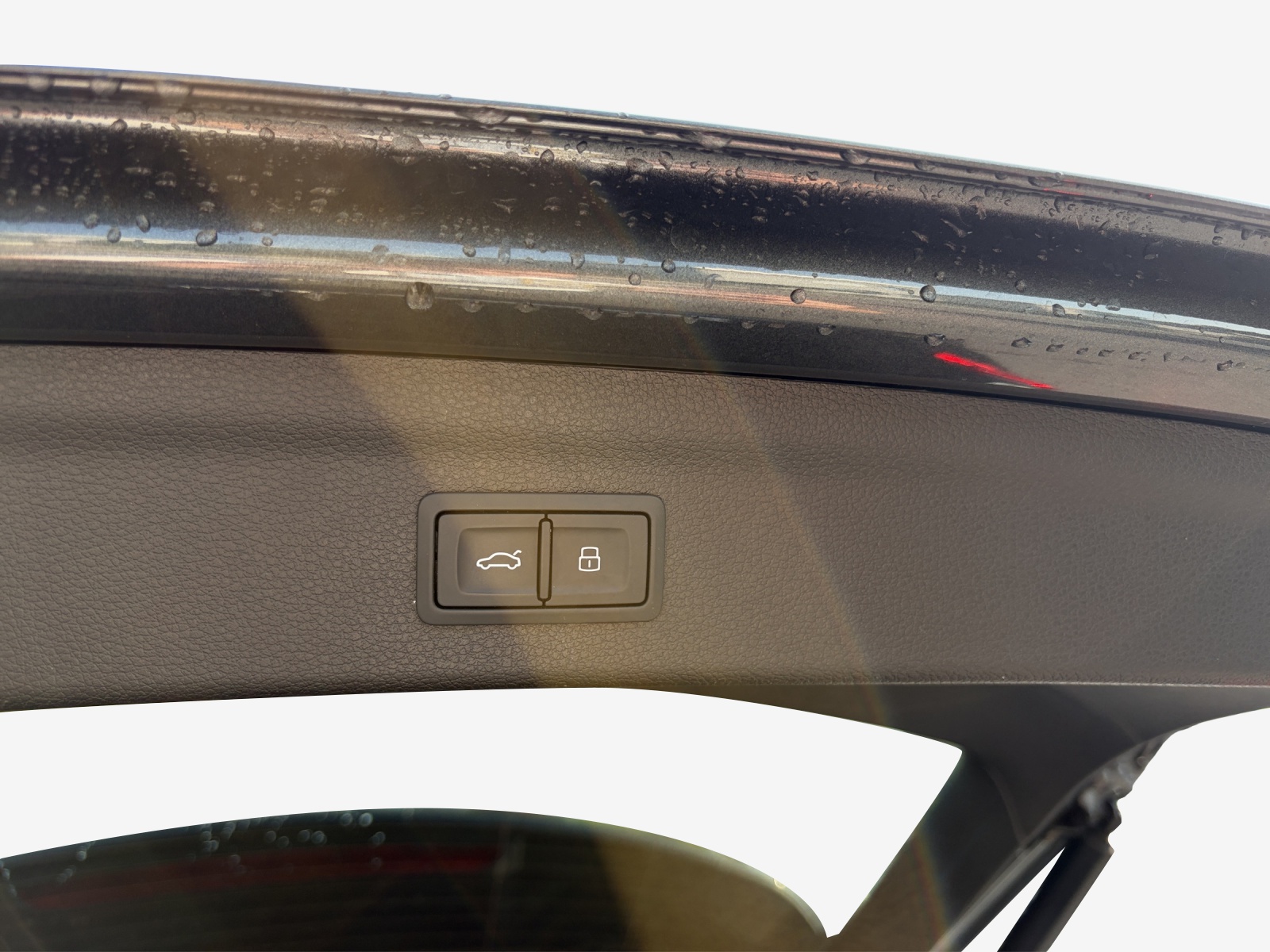 AUDI Q3 45 TFSI e S line S-tronic-image-13
