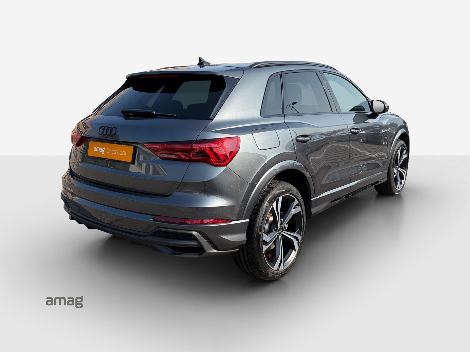 AUDI Q3 45 TFSI e S line S-tronic-image-4