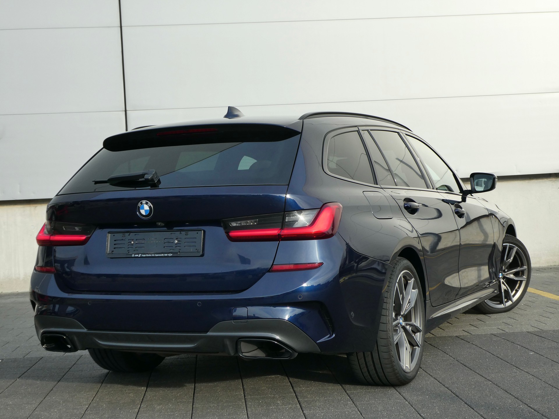 BMW M340i xDriveTouring Steptronic M Sport-image-7