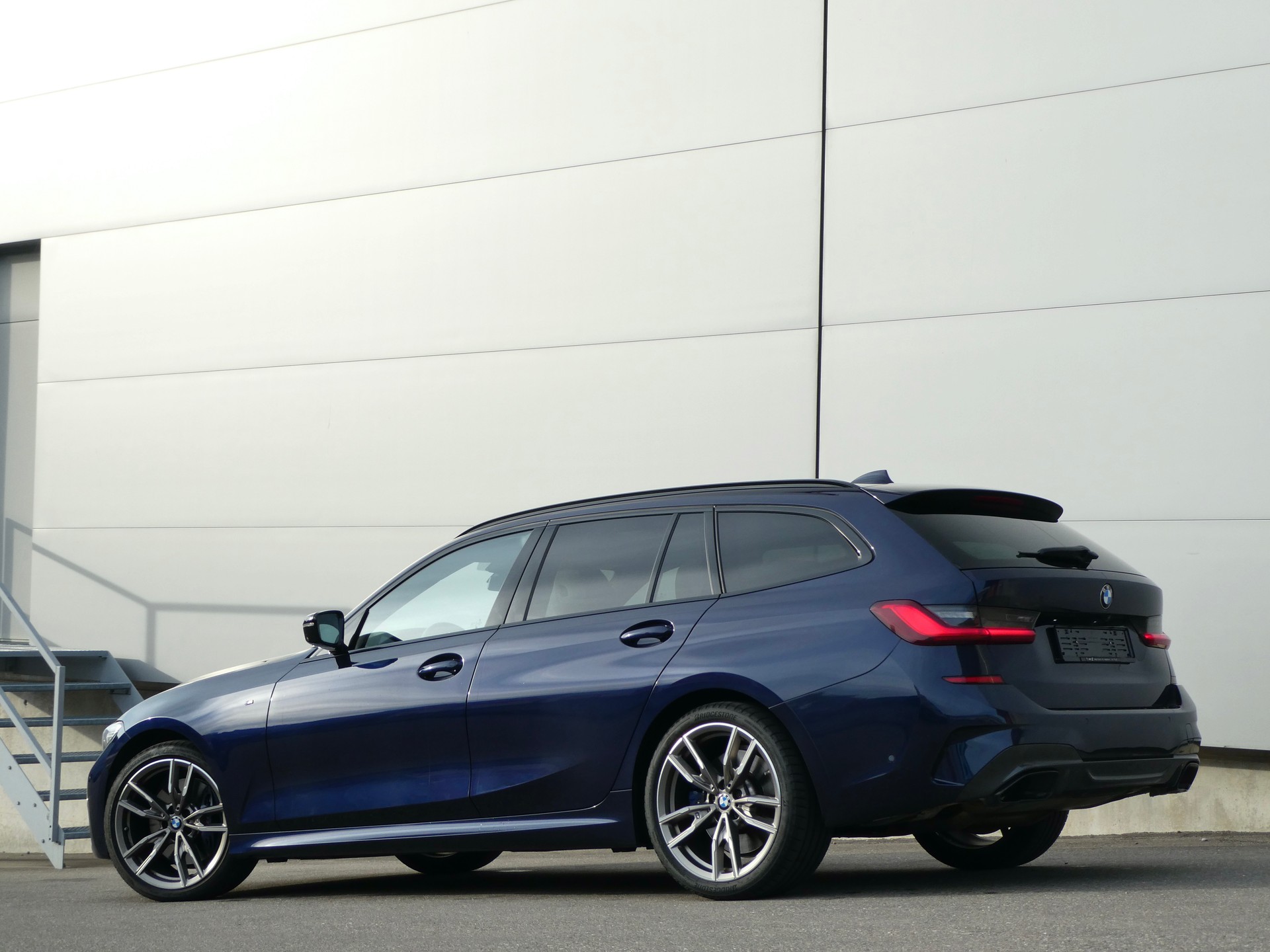 BMW M340i xDriveTouring Steptronic M Sport-image-5