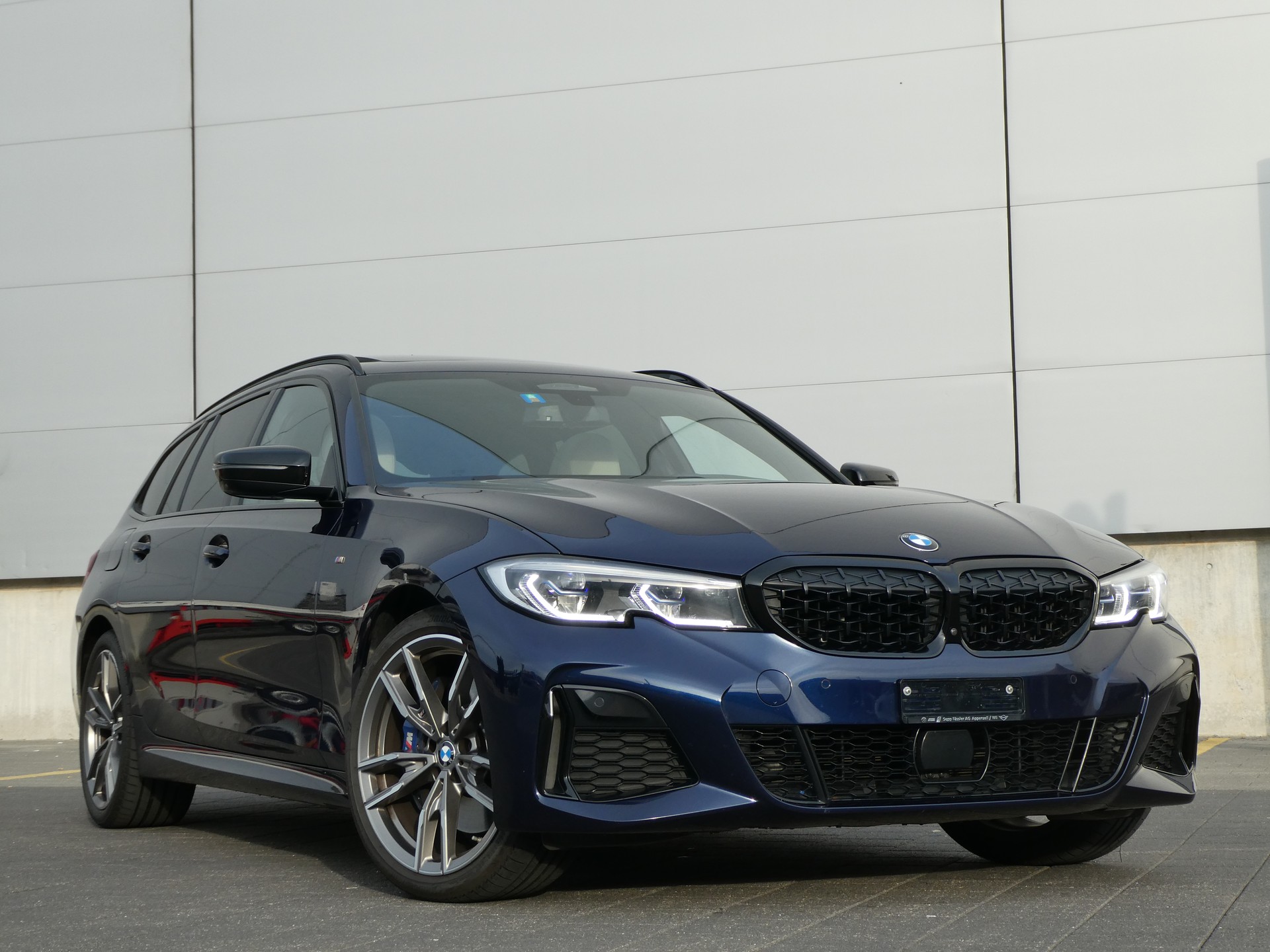 BMW M340i xDriveTouring Steptronic M Sport-image-6