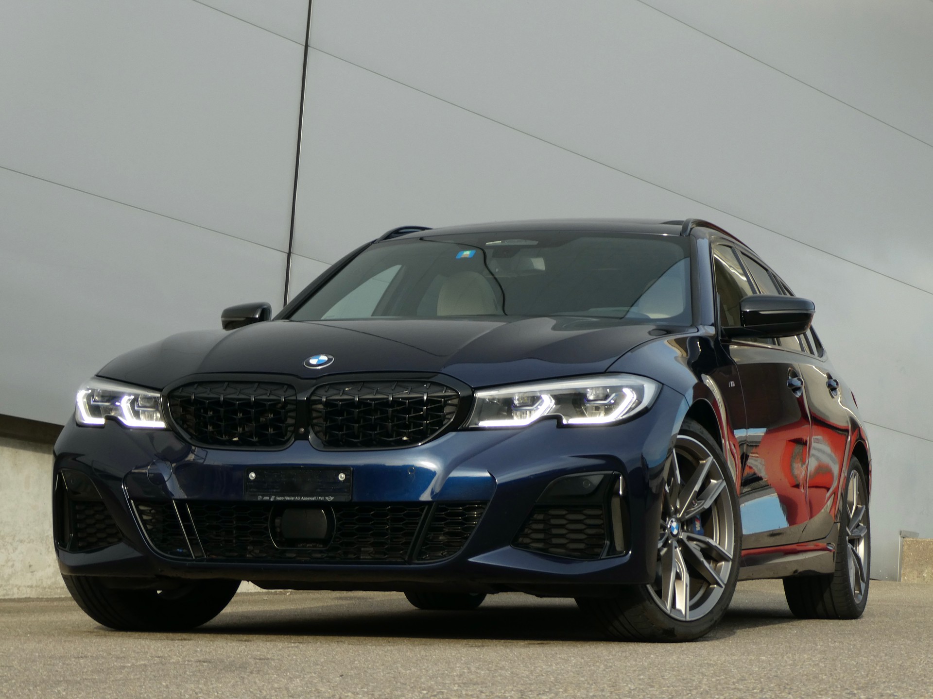 BMW M340i xDriveTouring Steptronic M Sport-image-1