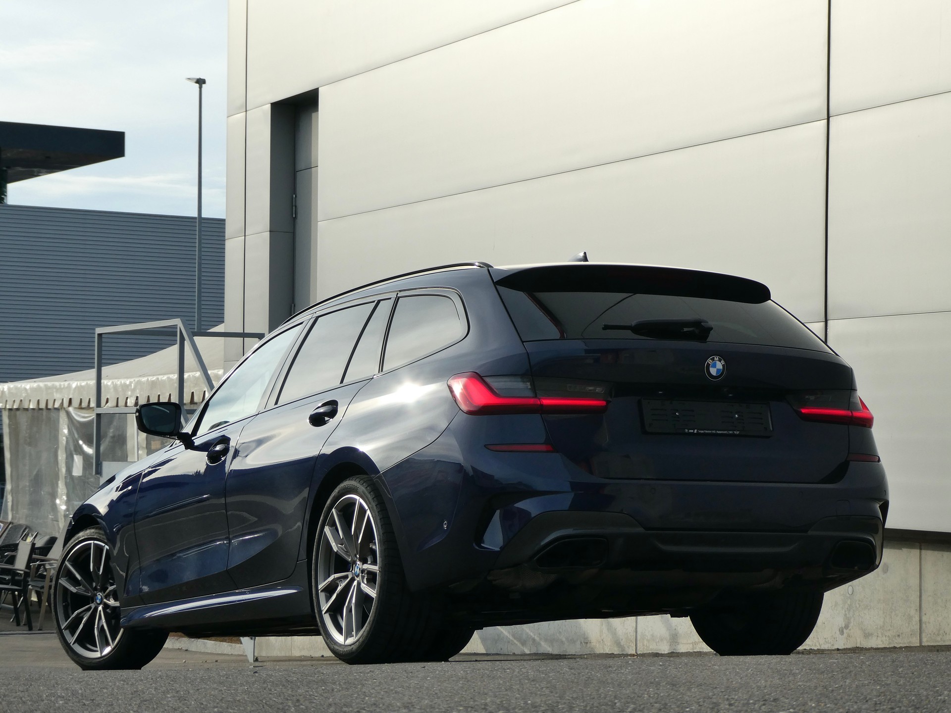 BMW M340i xDriveTouring Steptronic M Sport-image-4