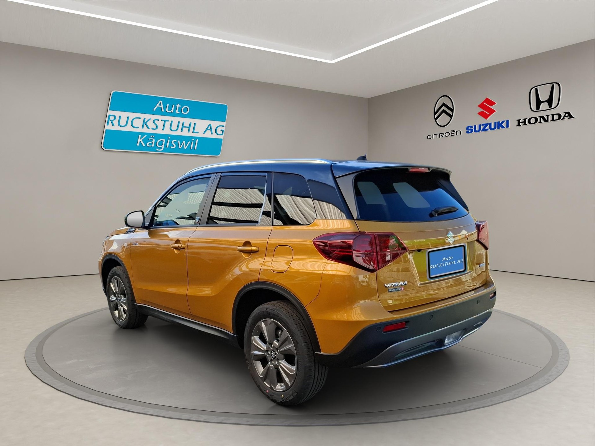 SUZUKI Vitara 1.4 T Piz Sulai Hybrid 4x4-image-4