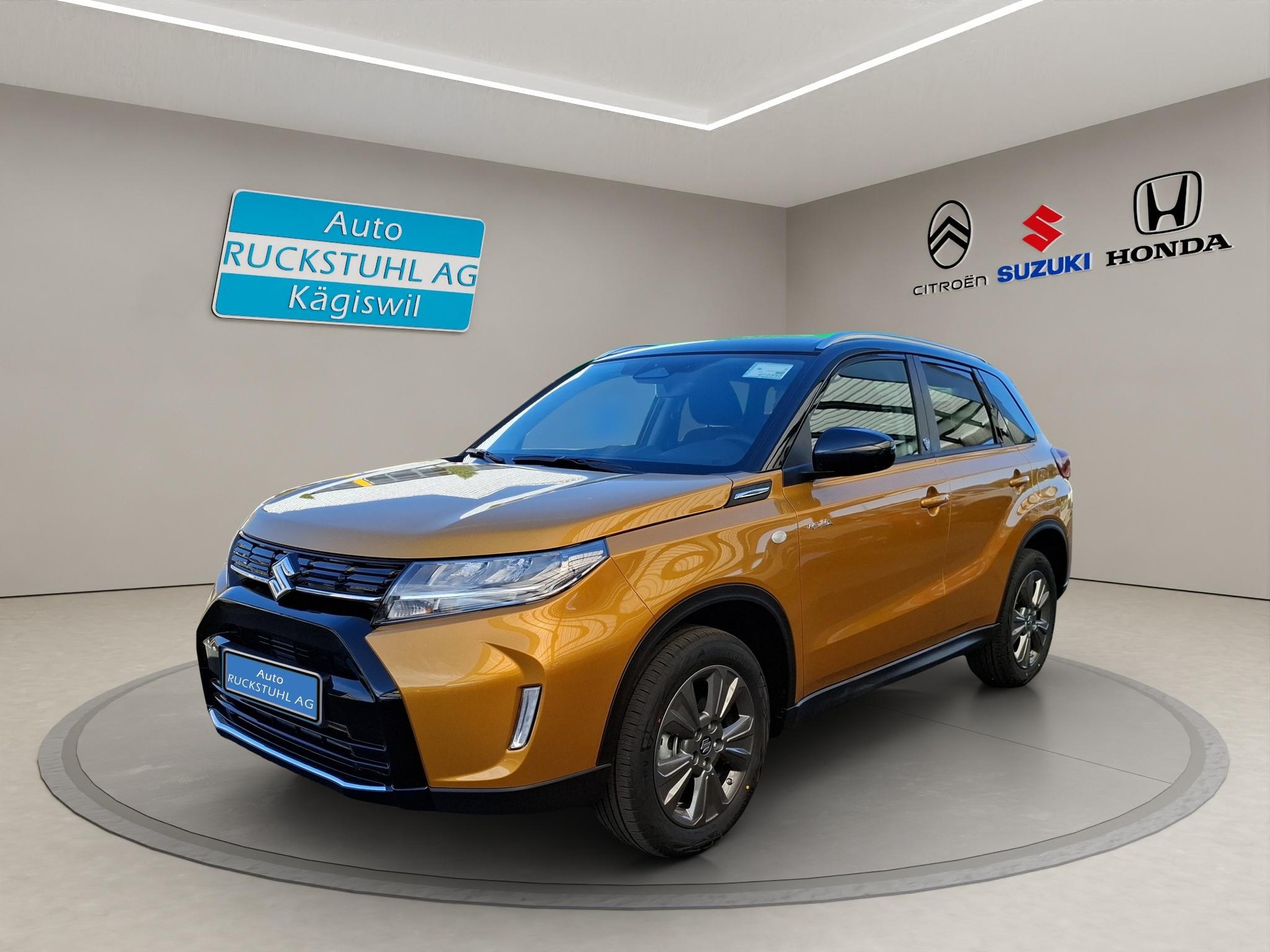 SUZUKI Vitara 1.4 T Piz Sulai Hybrid 4x4-image-0