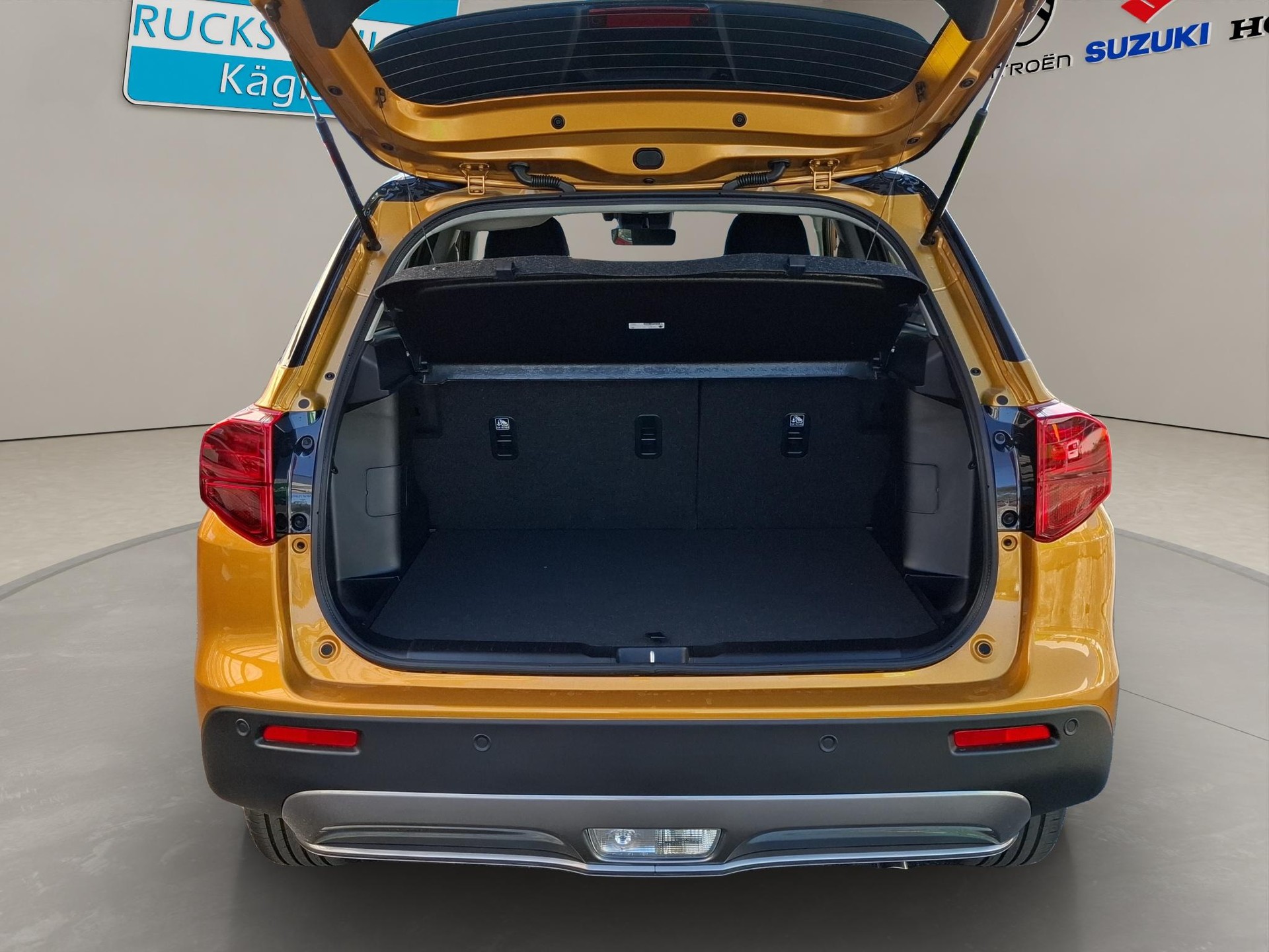 SUZUKI Vitara 1.4 T Piz Sulai Hybrid 4x4-image-11