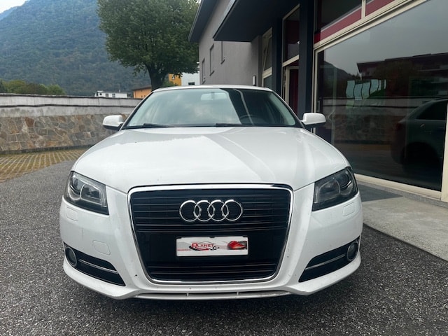 AUDI A3 Sportback 1.4 TFSI Ambition-image-3