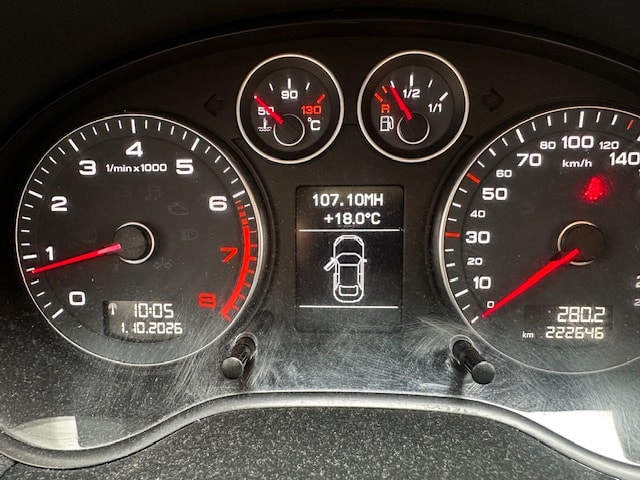 AUDI A3 Sportback 1.4 TFSI Ambition-image-8